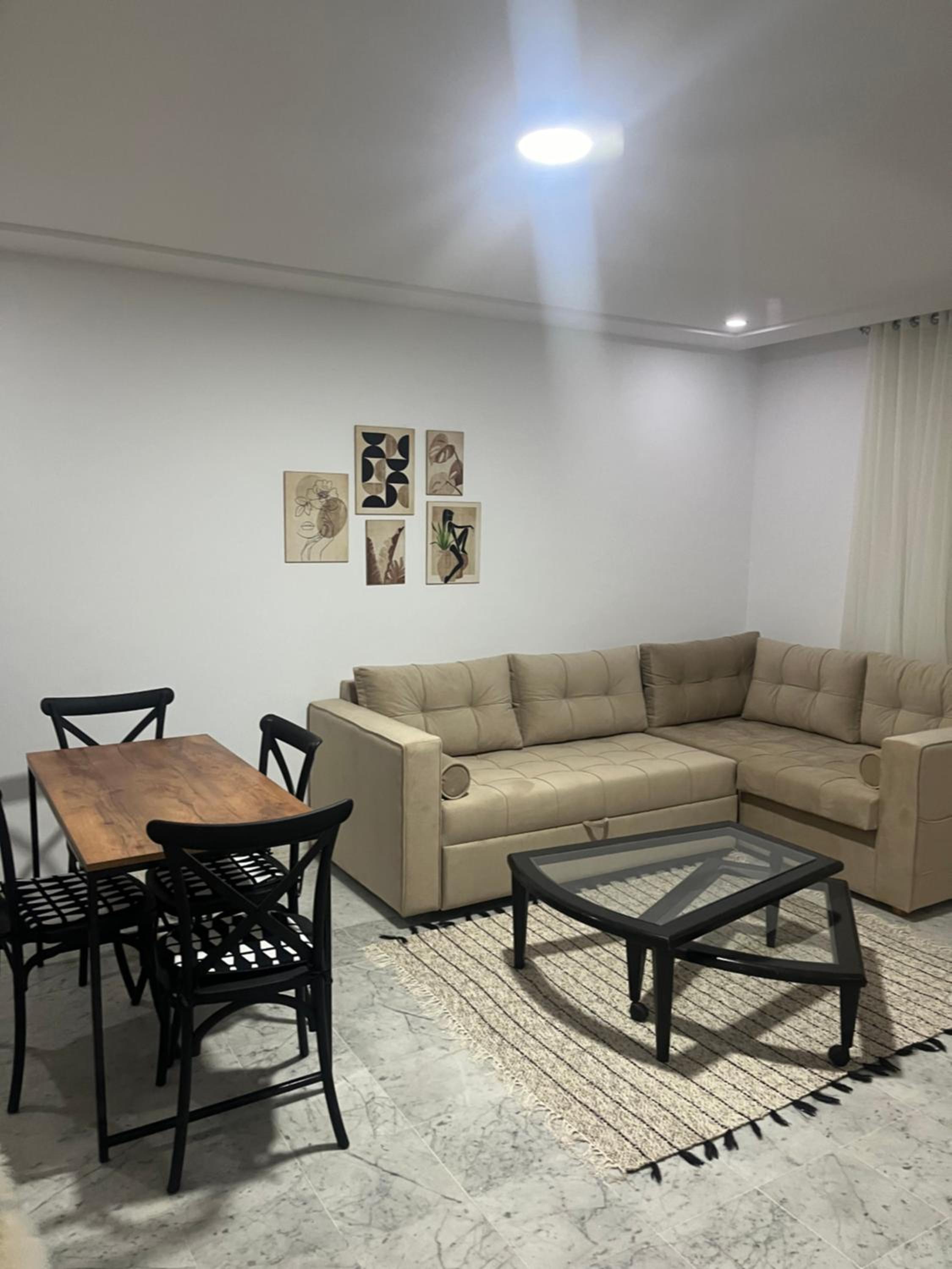 One-Bedroom Apartment