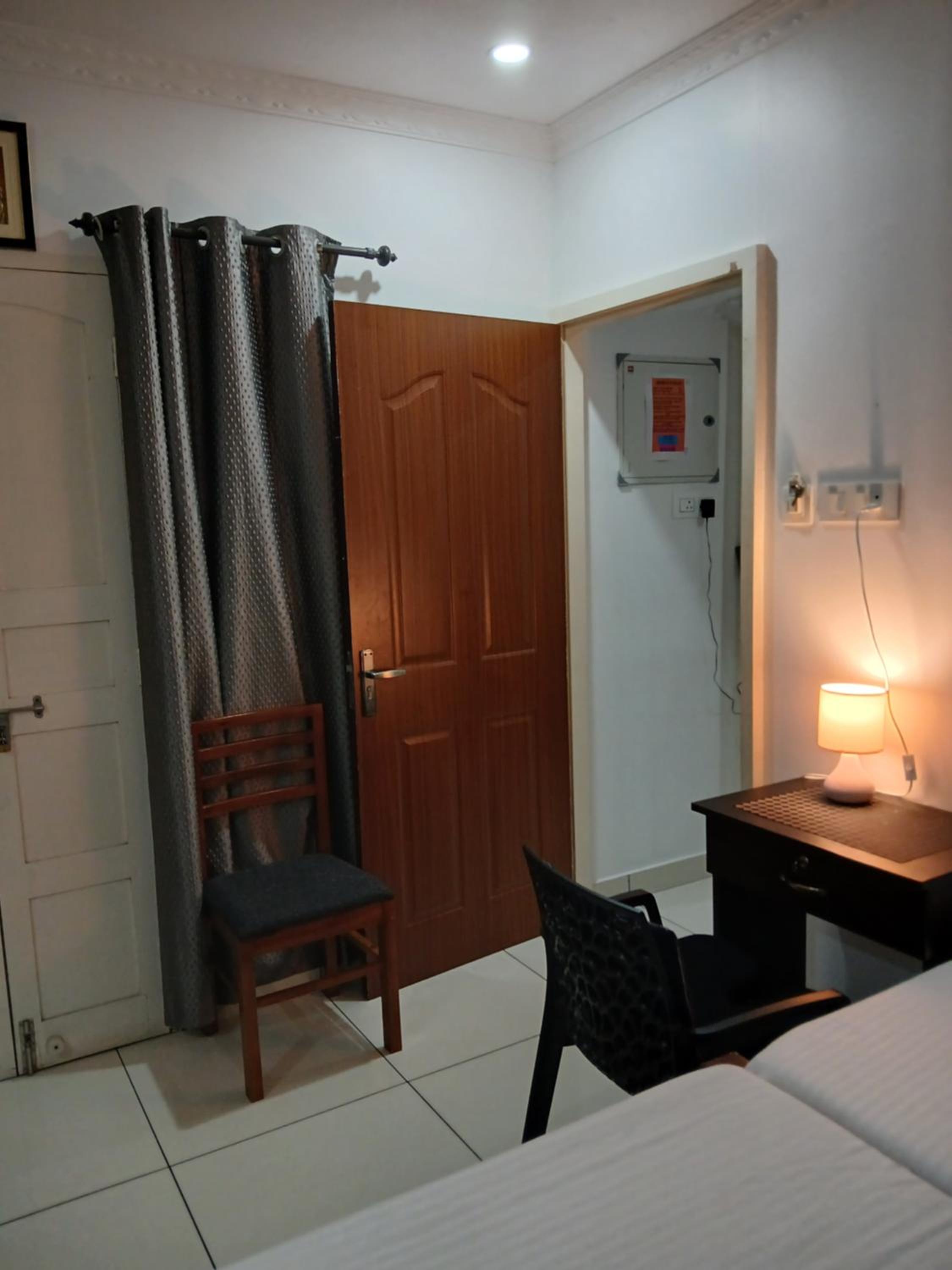Double Room with Balcony - Photo 27