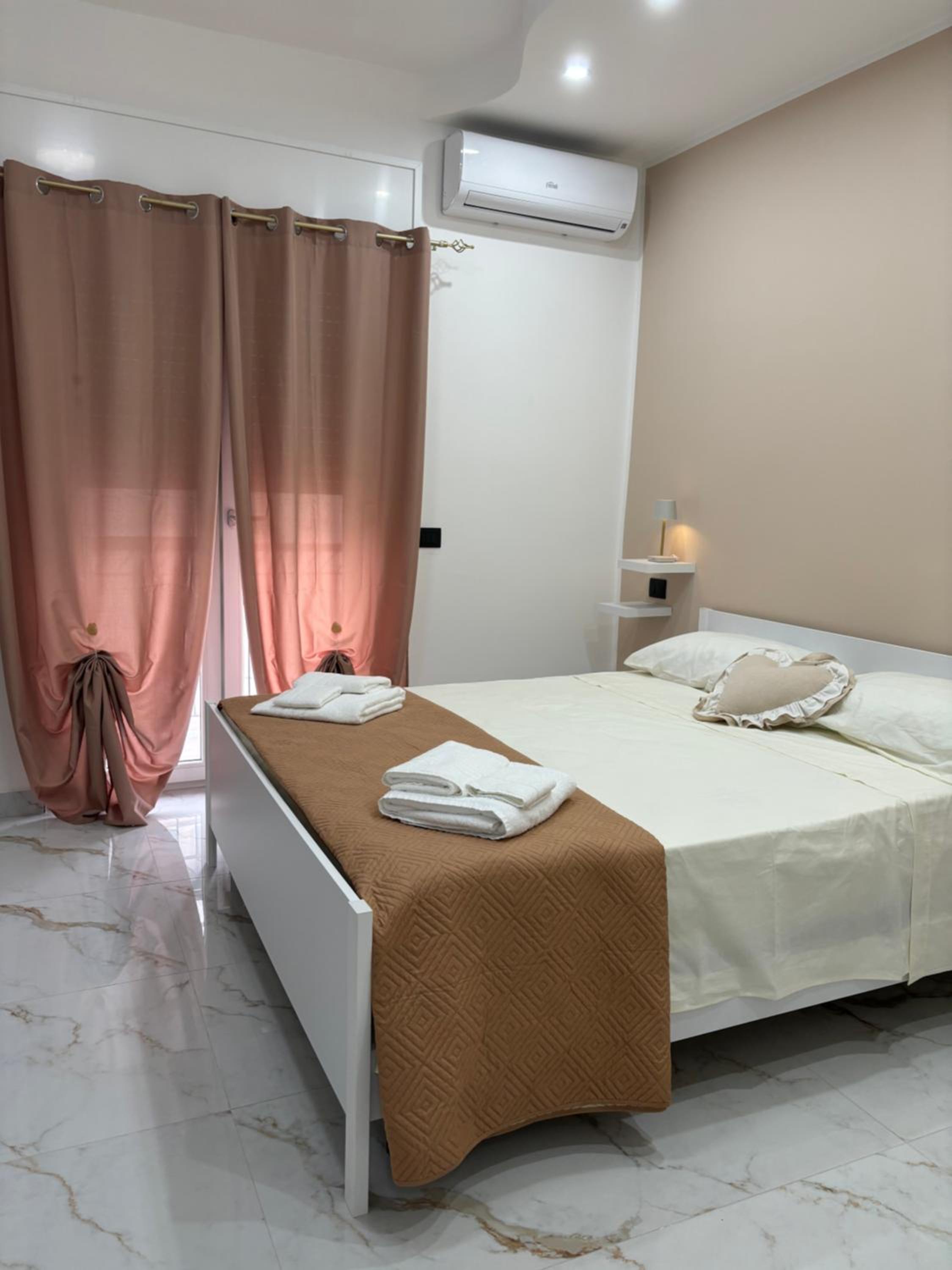Deluxe Double Room with Sea View photo 2