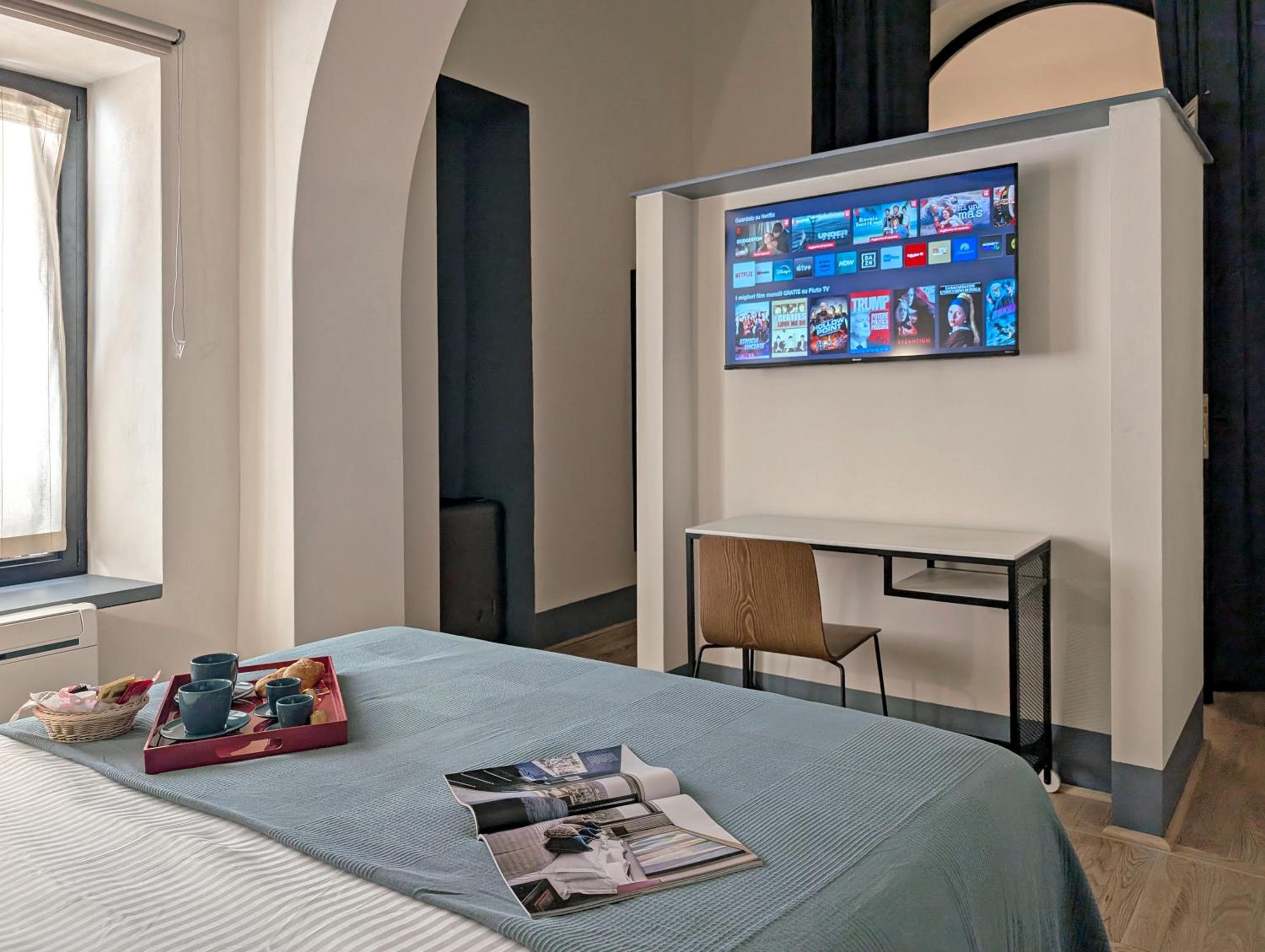 Apartment photo 2