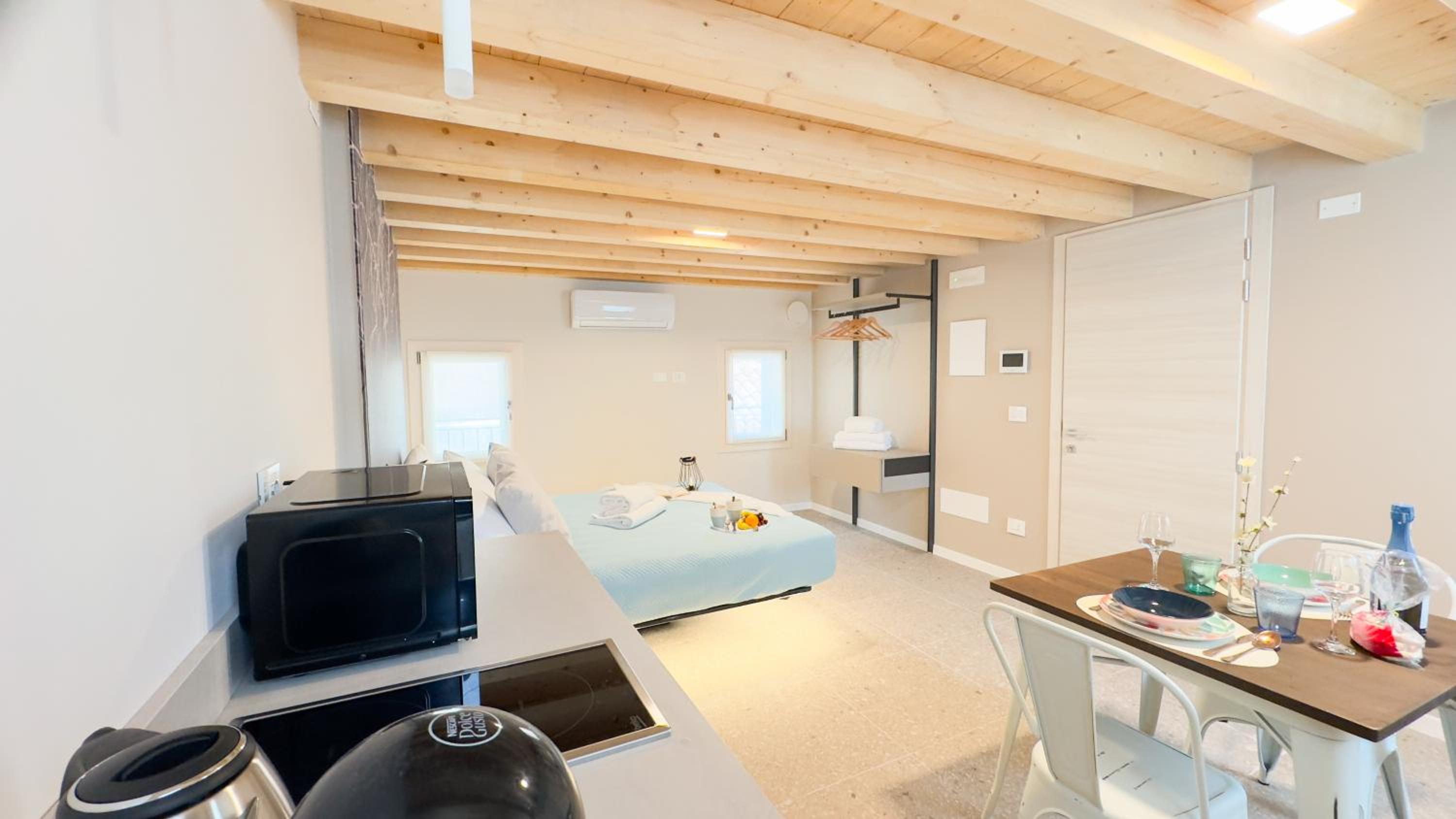 Apartment photo 3