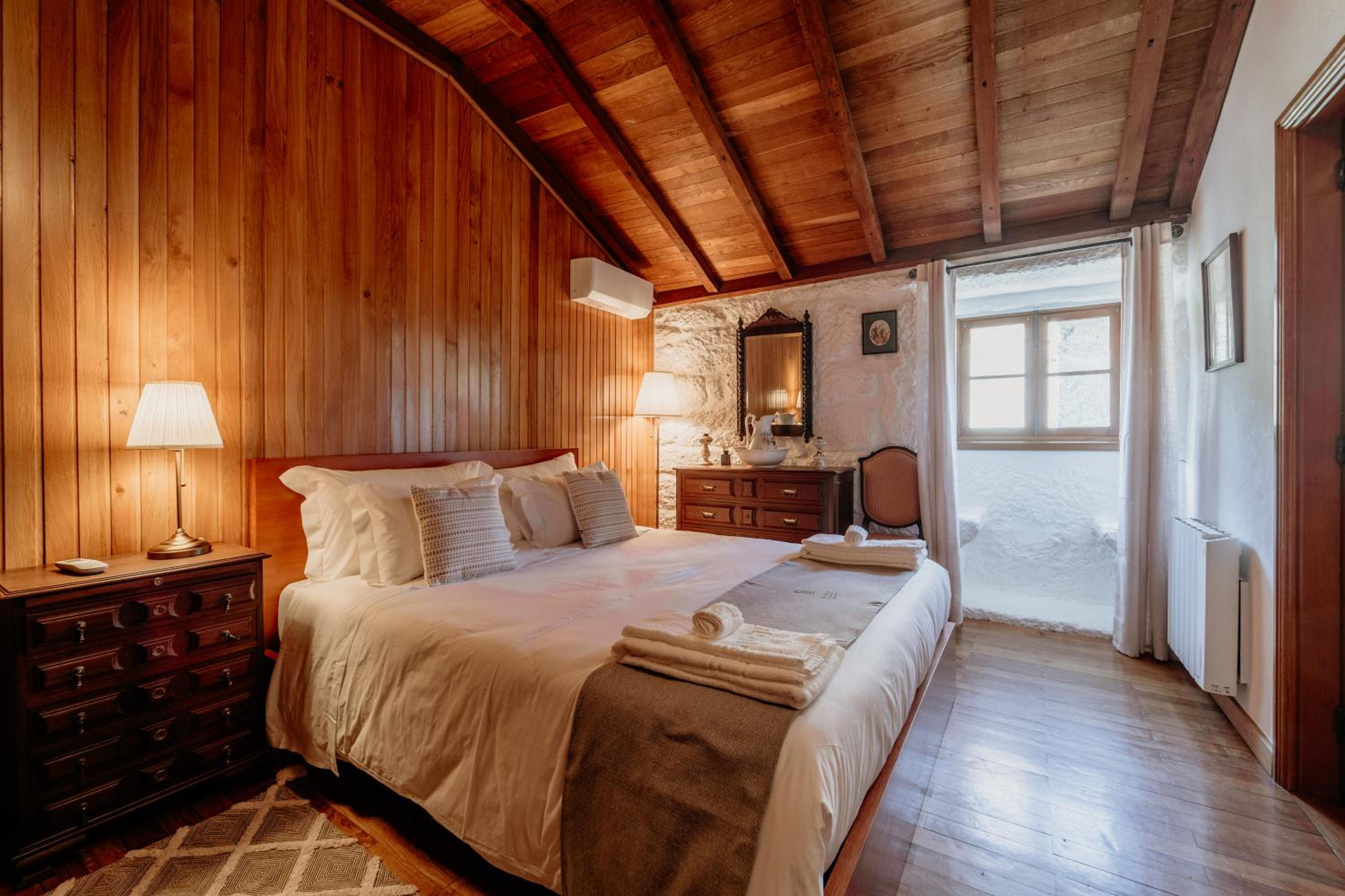 Four-Bedroom House photo 1