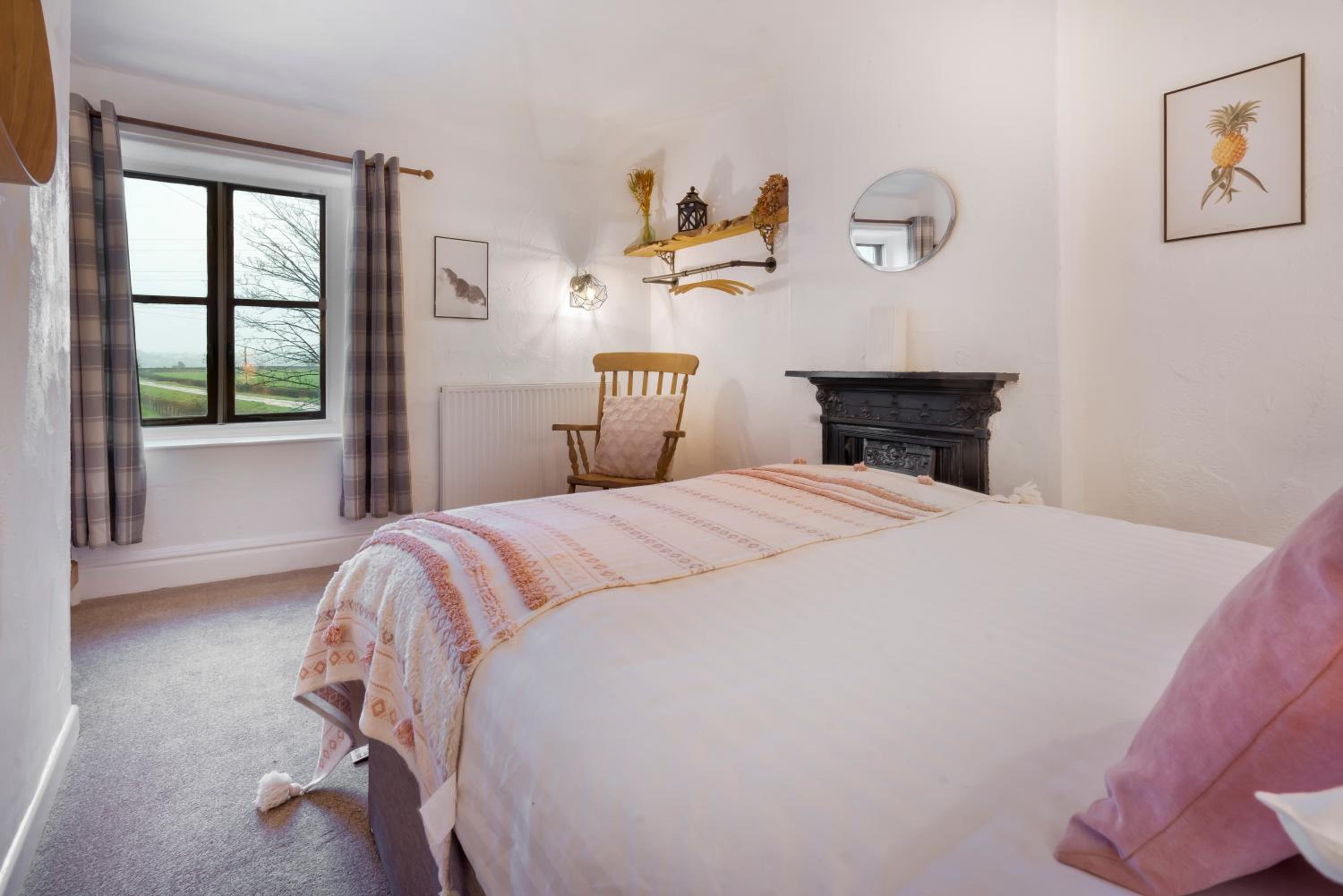 Three-Bedroom House photo 1