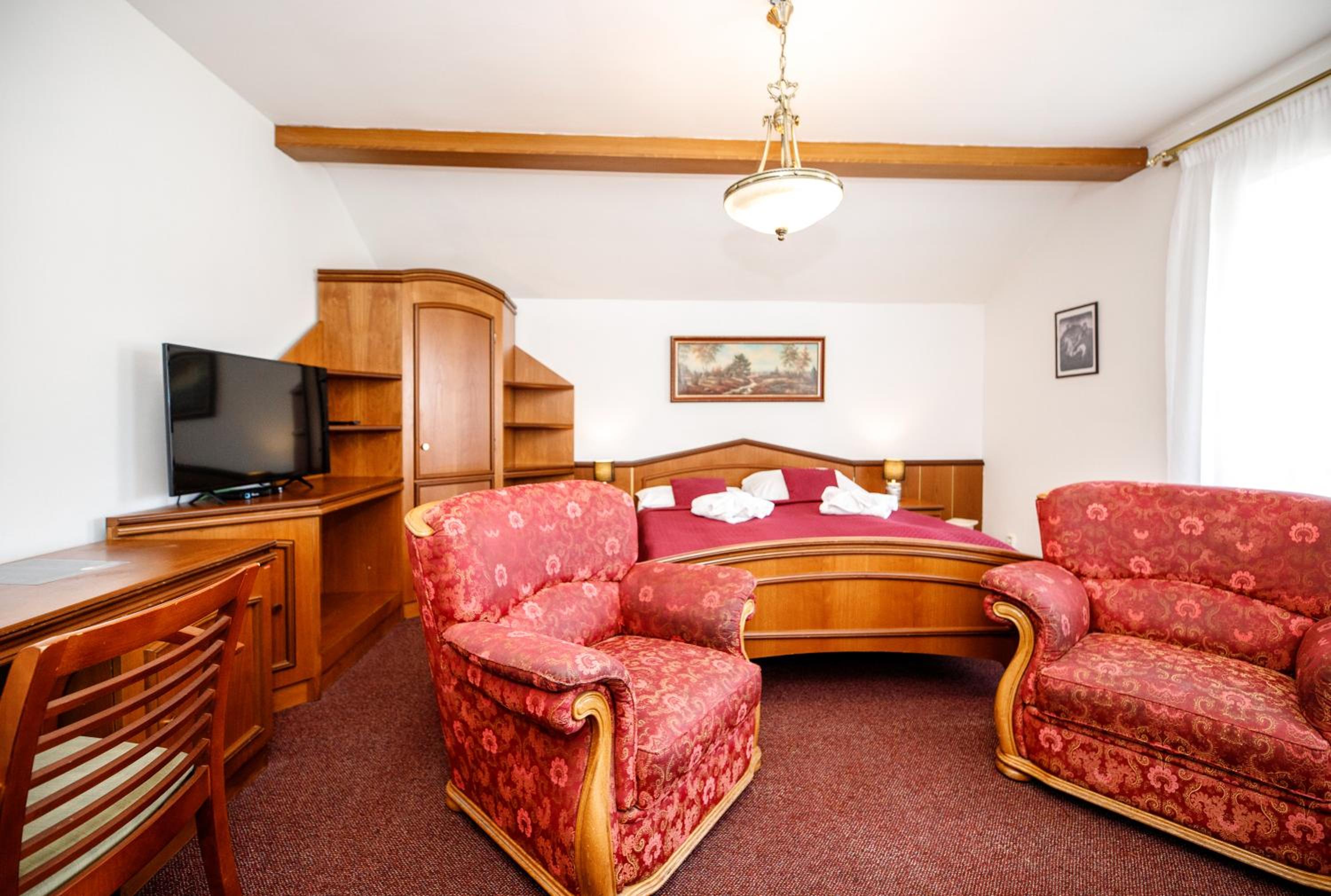 Triple Room with Bath photo 1