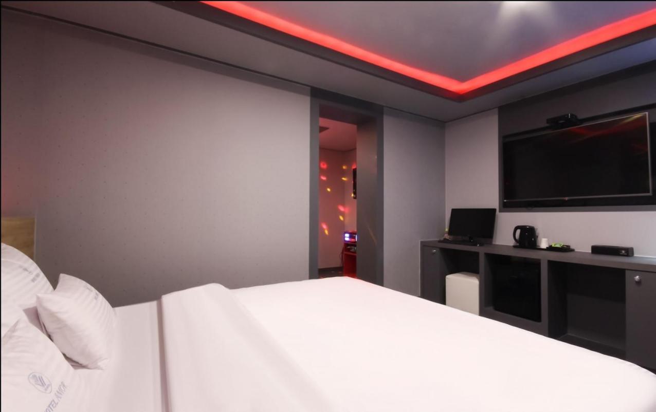 Superior King Room photo 1