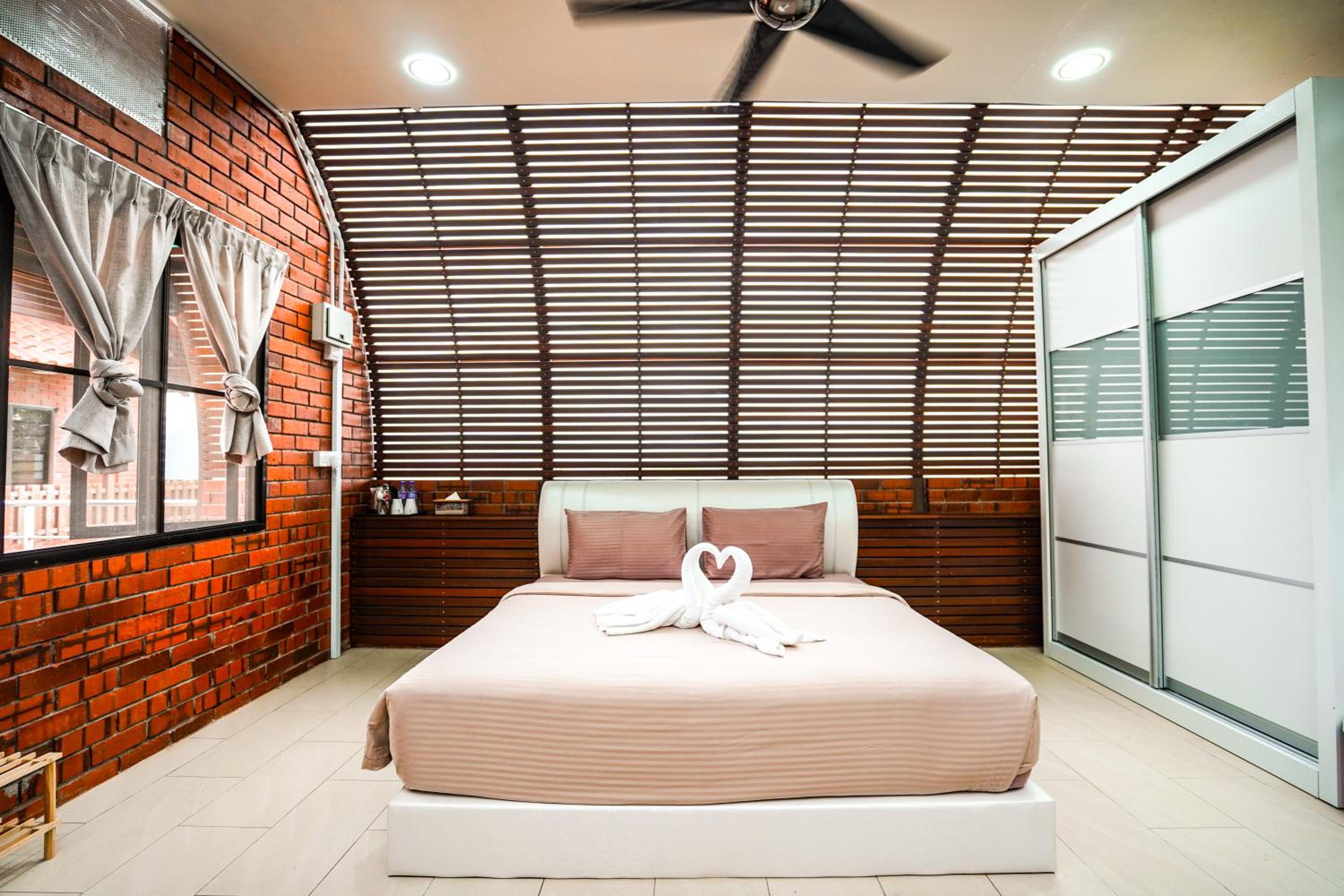 Deluxe Double Room photo 2