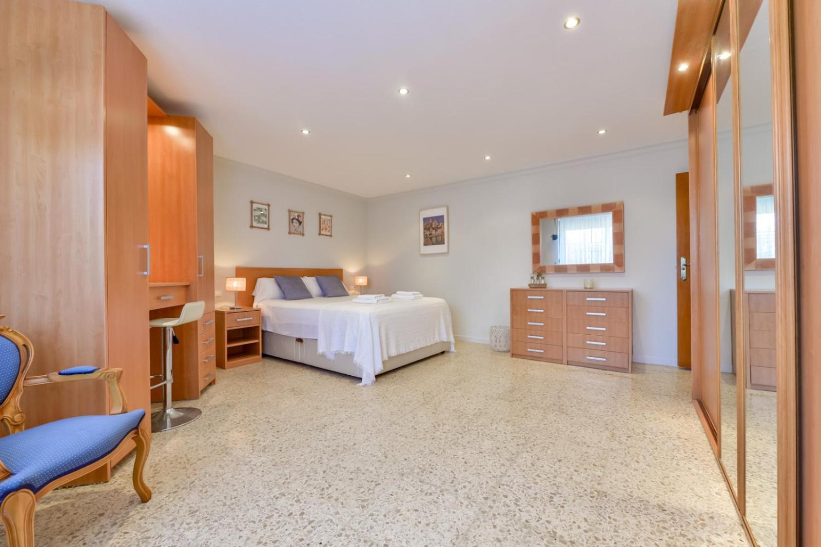 Villa photo 2