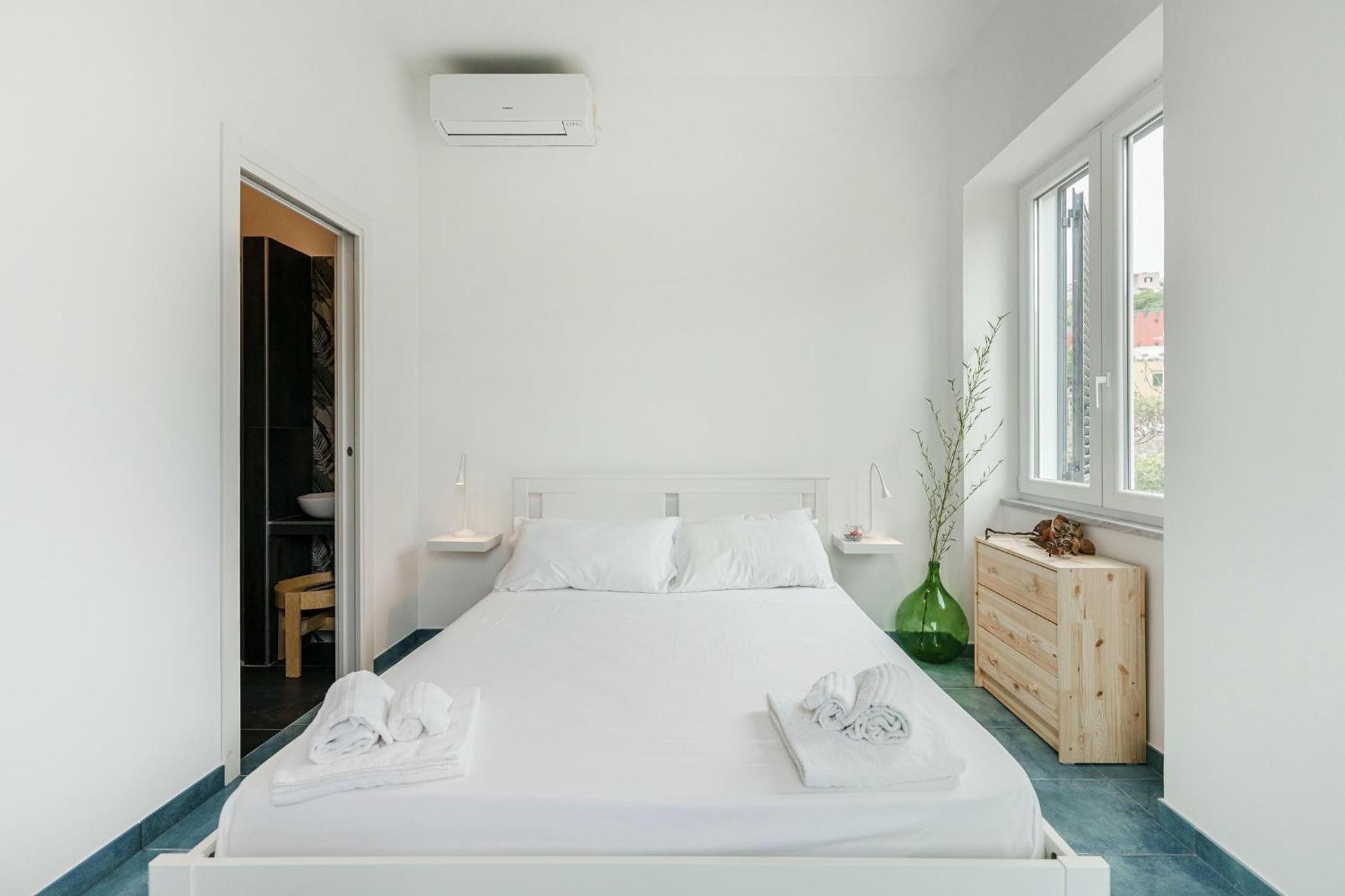 Queen Room with Sea View