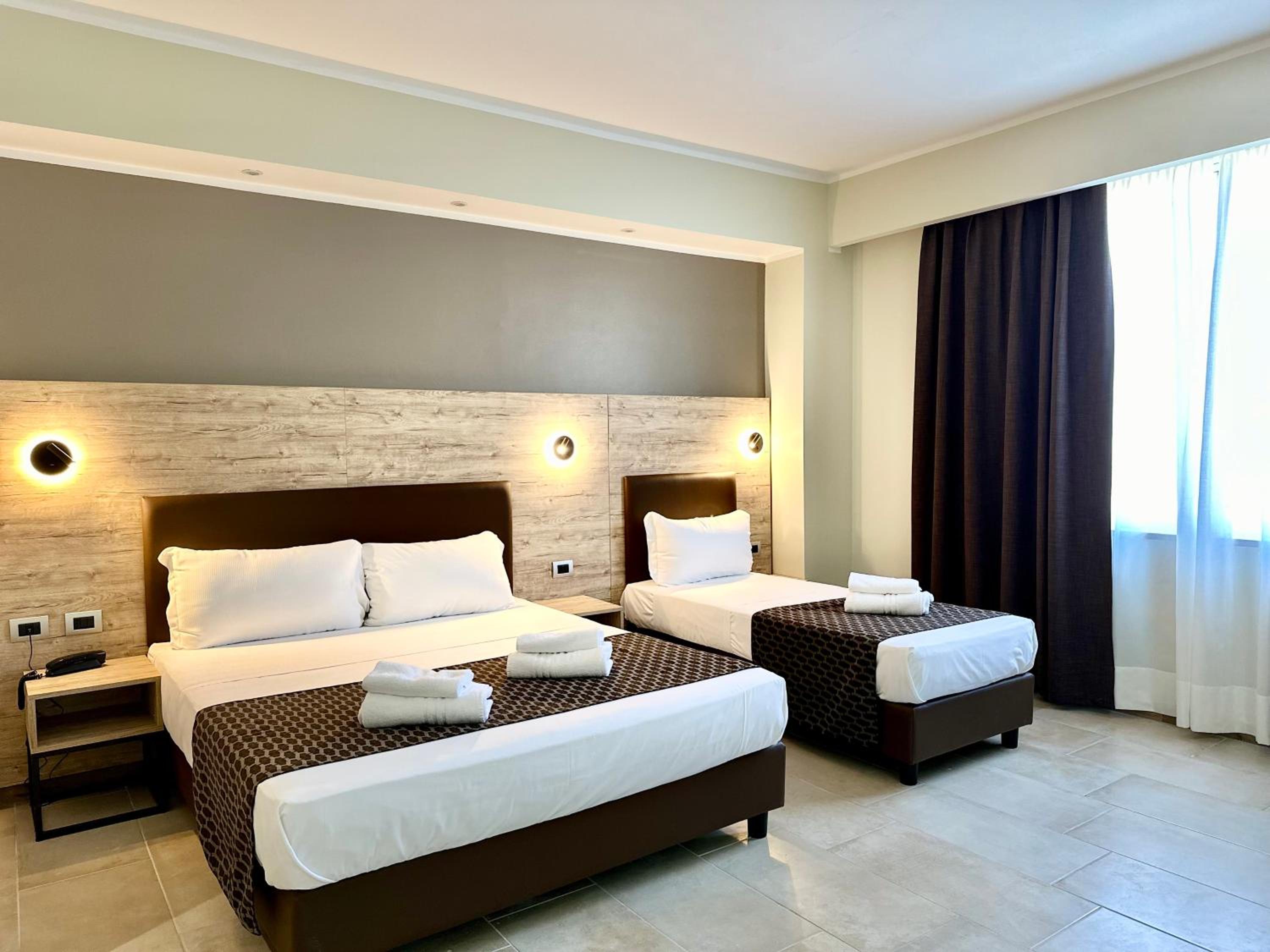 Comfort Triple Room
