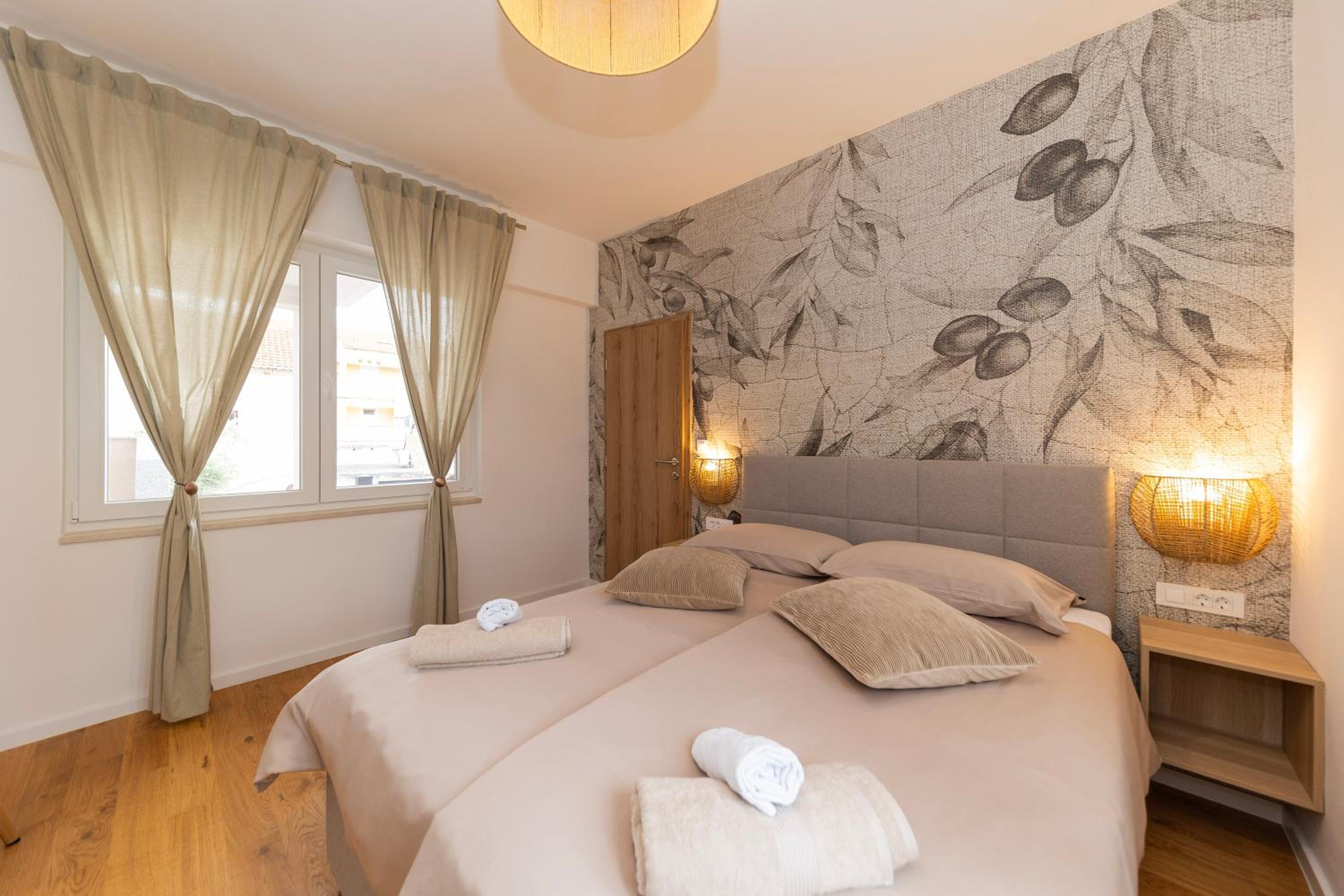 One-Bedroom Apartment with Garden View