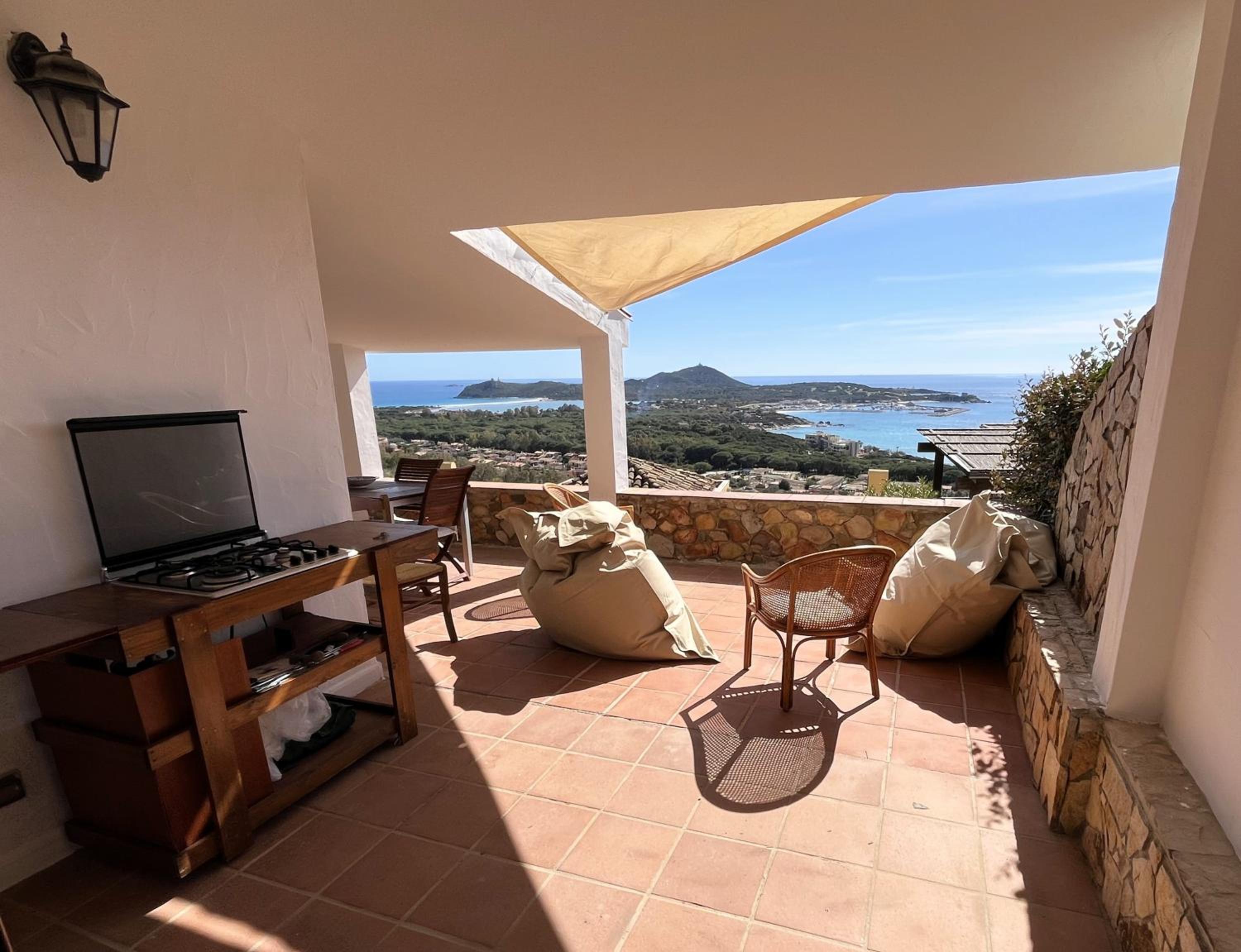 Three-Bedroom Villa photo 2