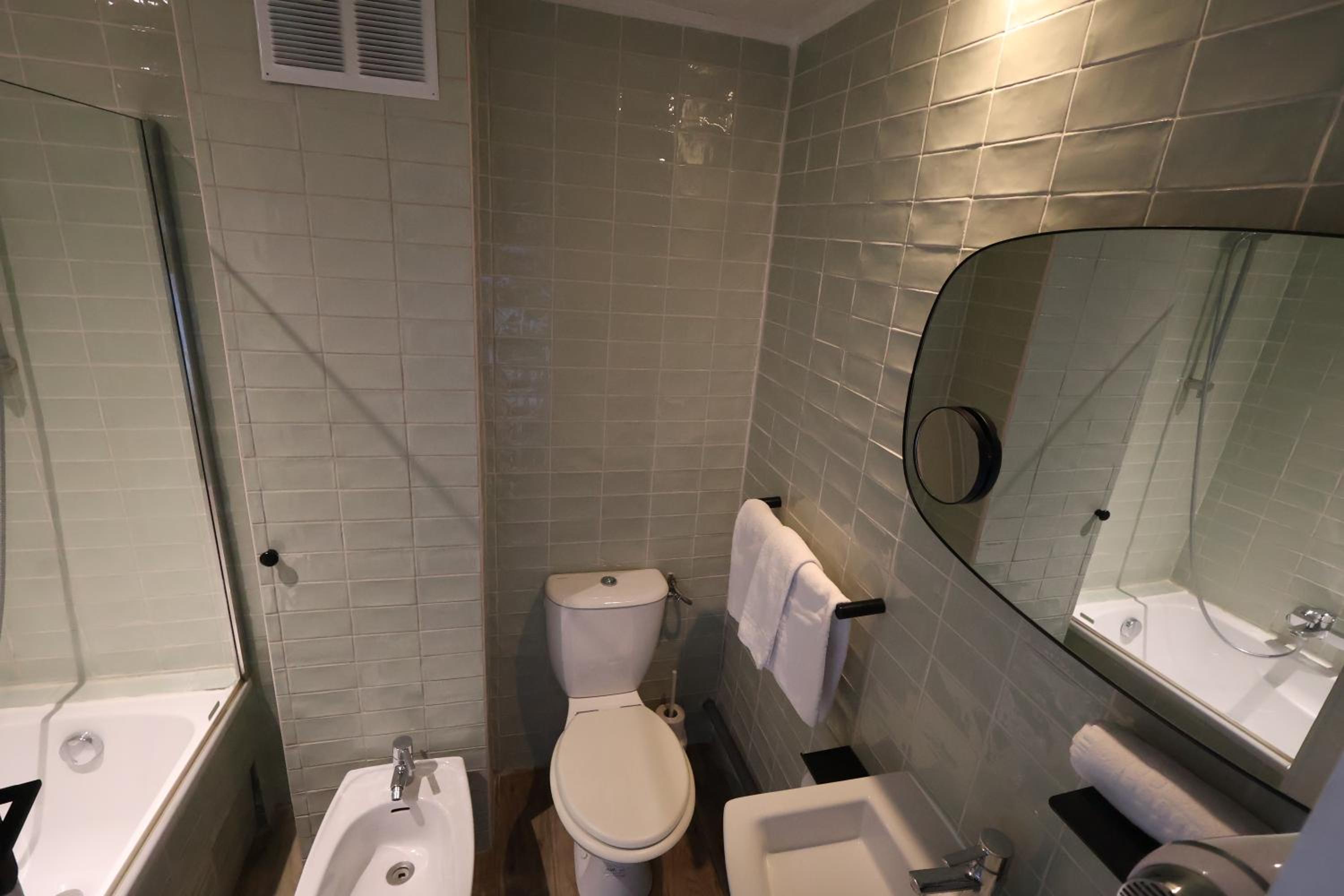 Double Room - Photo 4