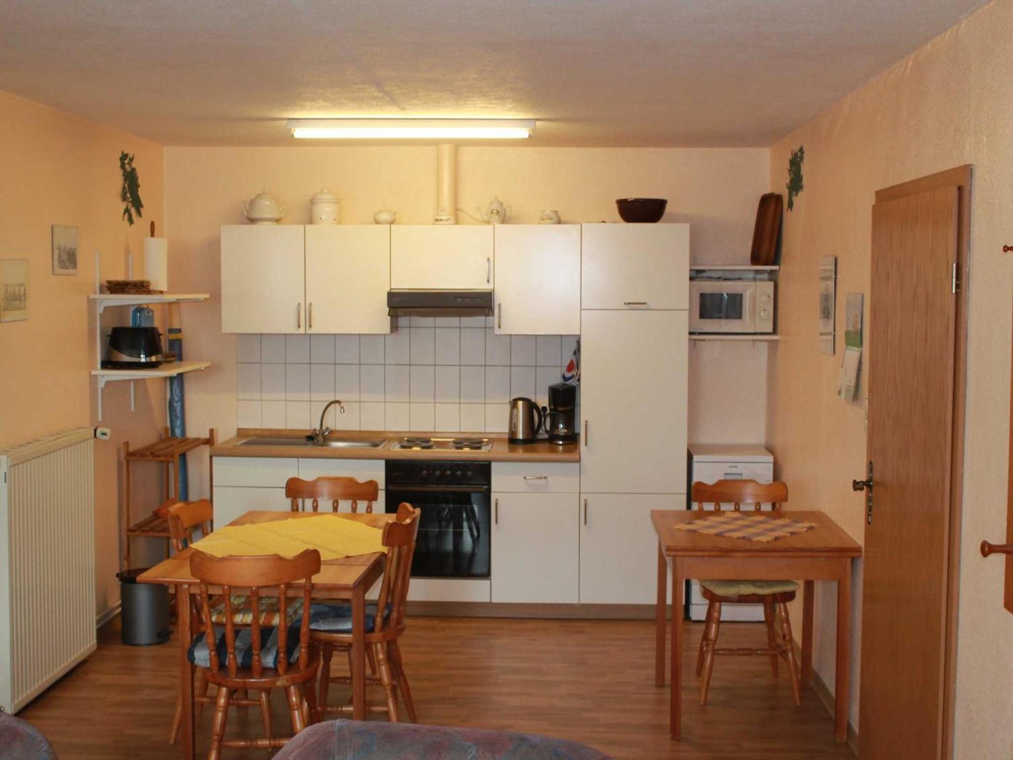 Two-Bedroom Apartment with Shower  photo 3