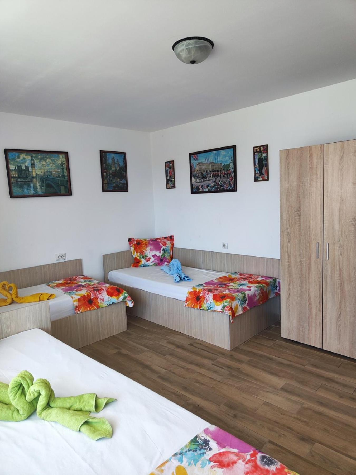 Triple Room with Balcony photo 1