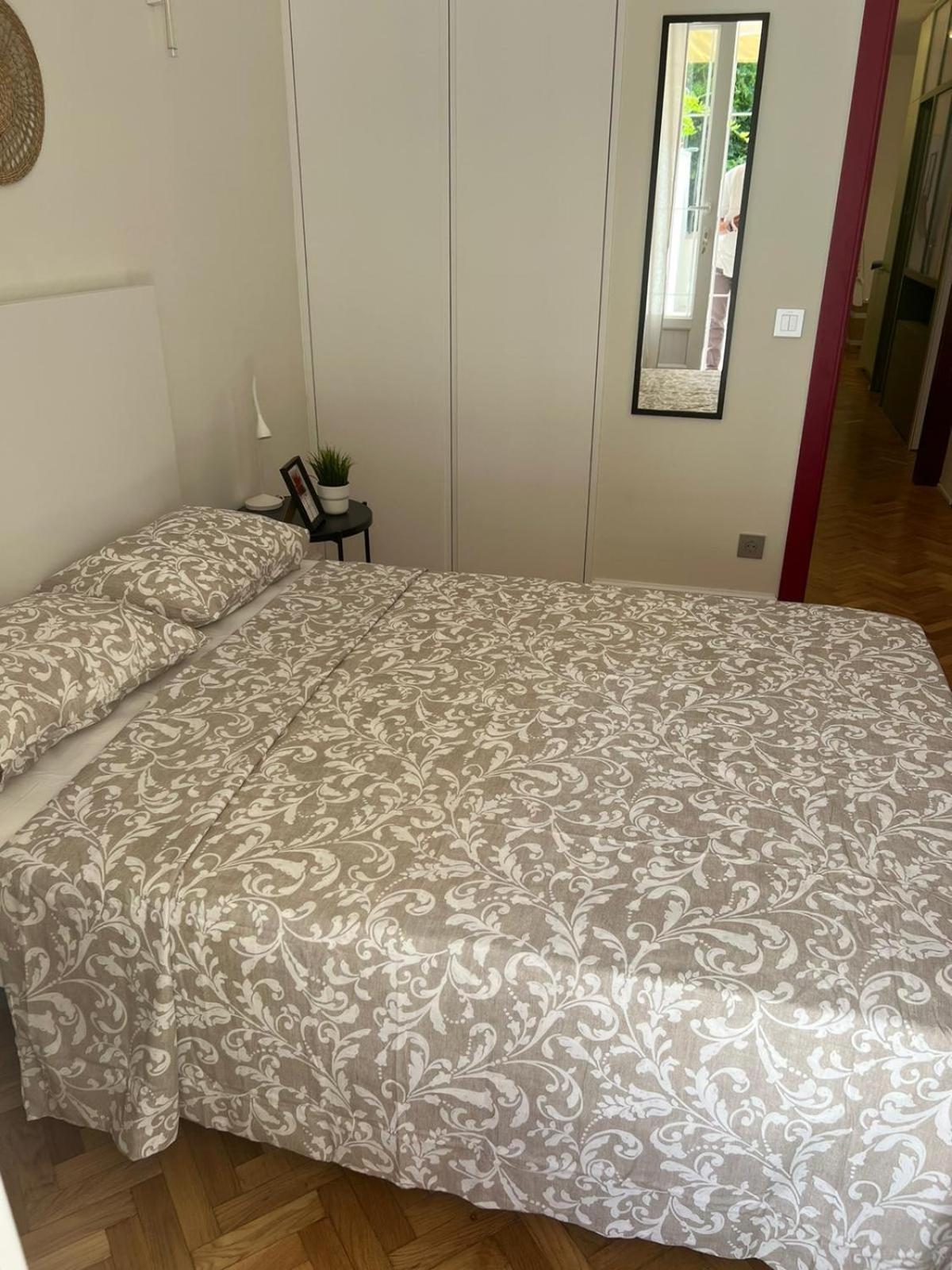 Habitación doble con baño compartido