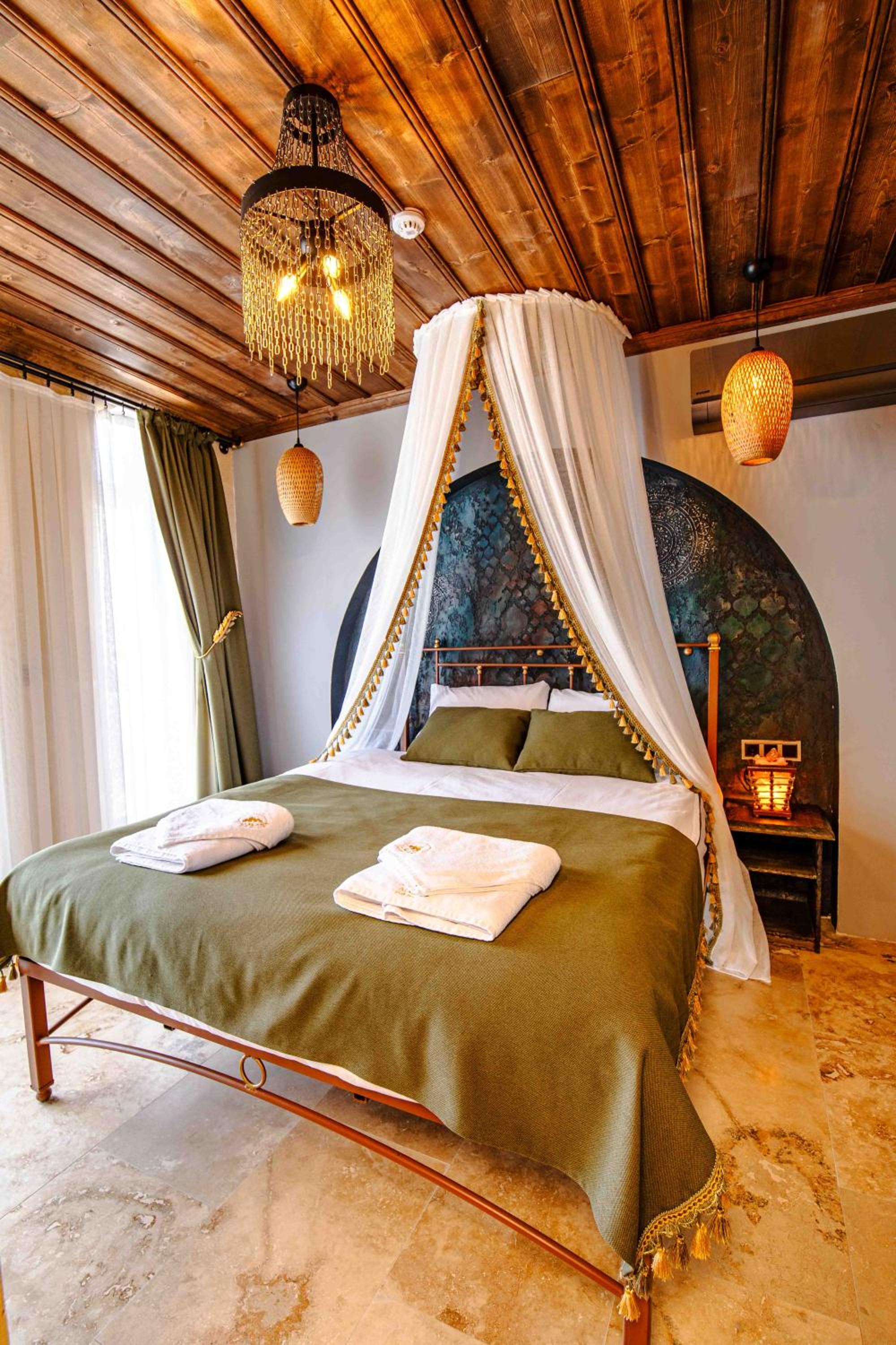 Deluxe Double Room with Jacuzzi photo 3