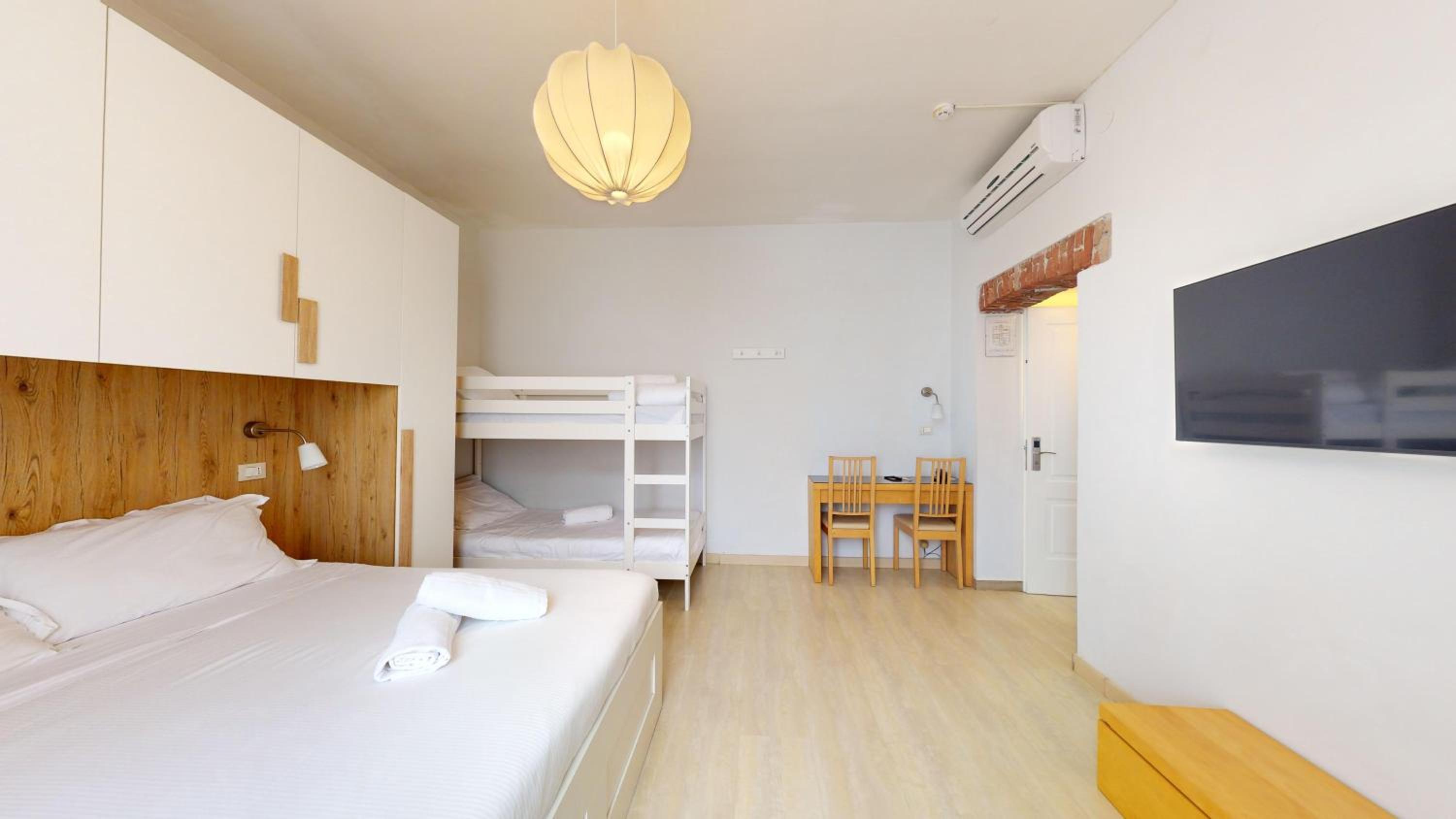 Quadruple Room photo 1