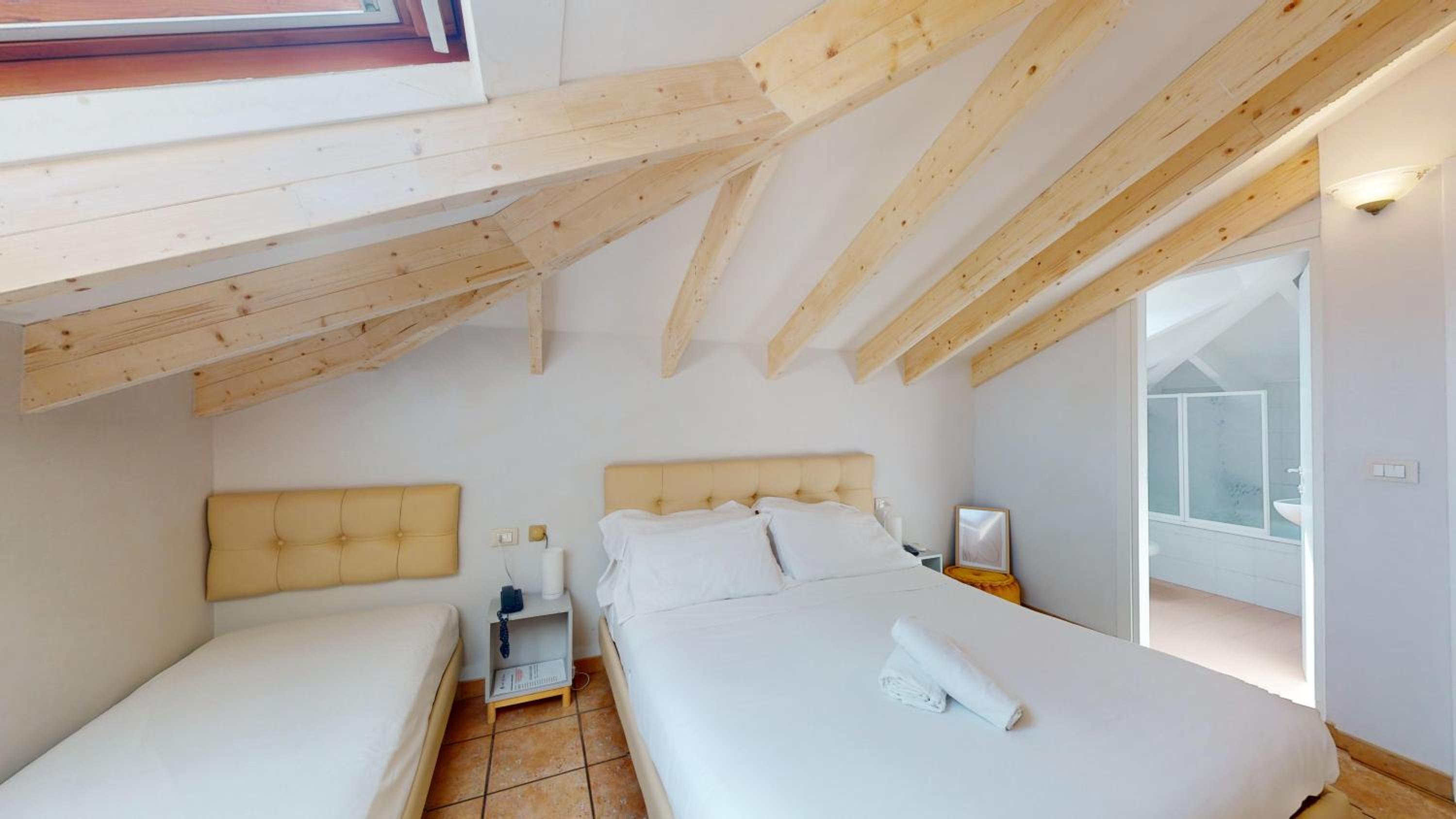 Double or Twin Room photo 1