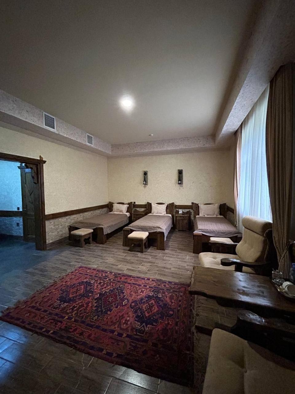 Basic Triple Room