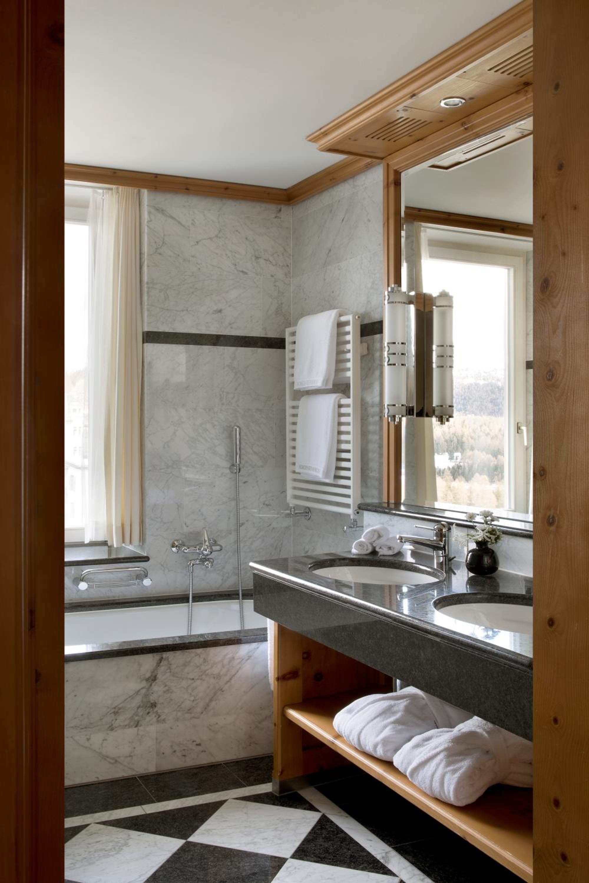 Bellaval Suite photo 3