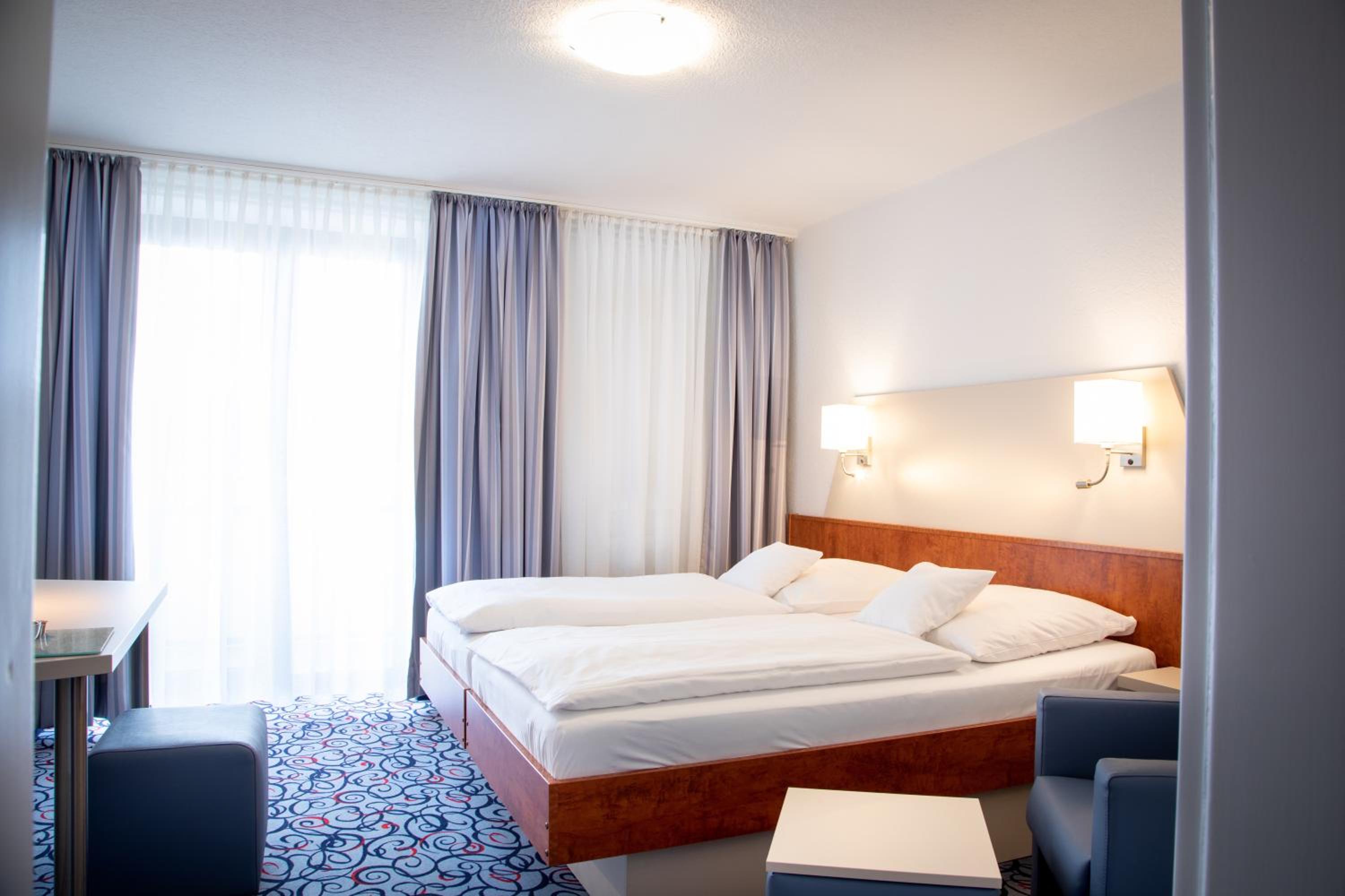 Large Double Room