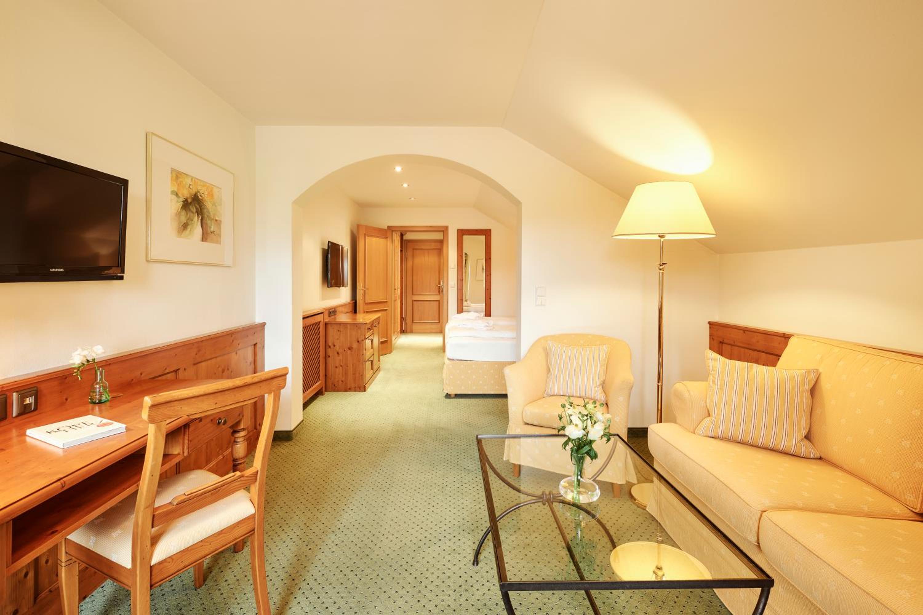 Country Style Suite