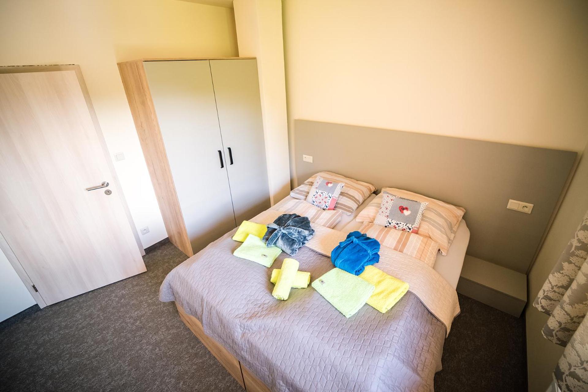 Two-Bedroom Standard Apartment photo 1