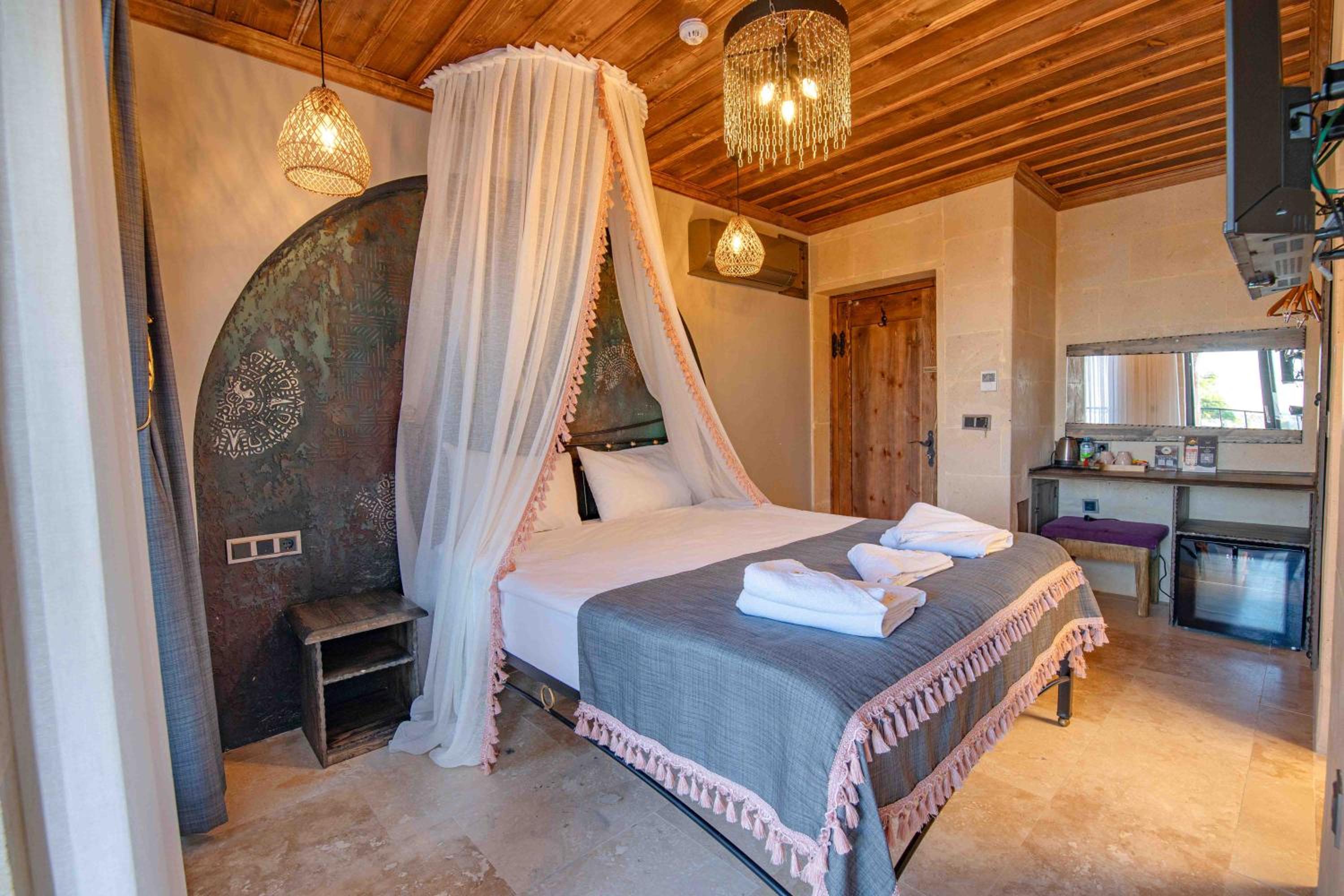 Deluxe Double Room with Jacuzzi photo 3