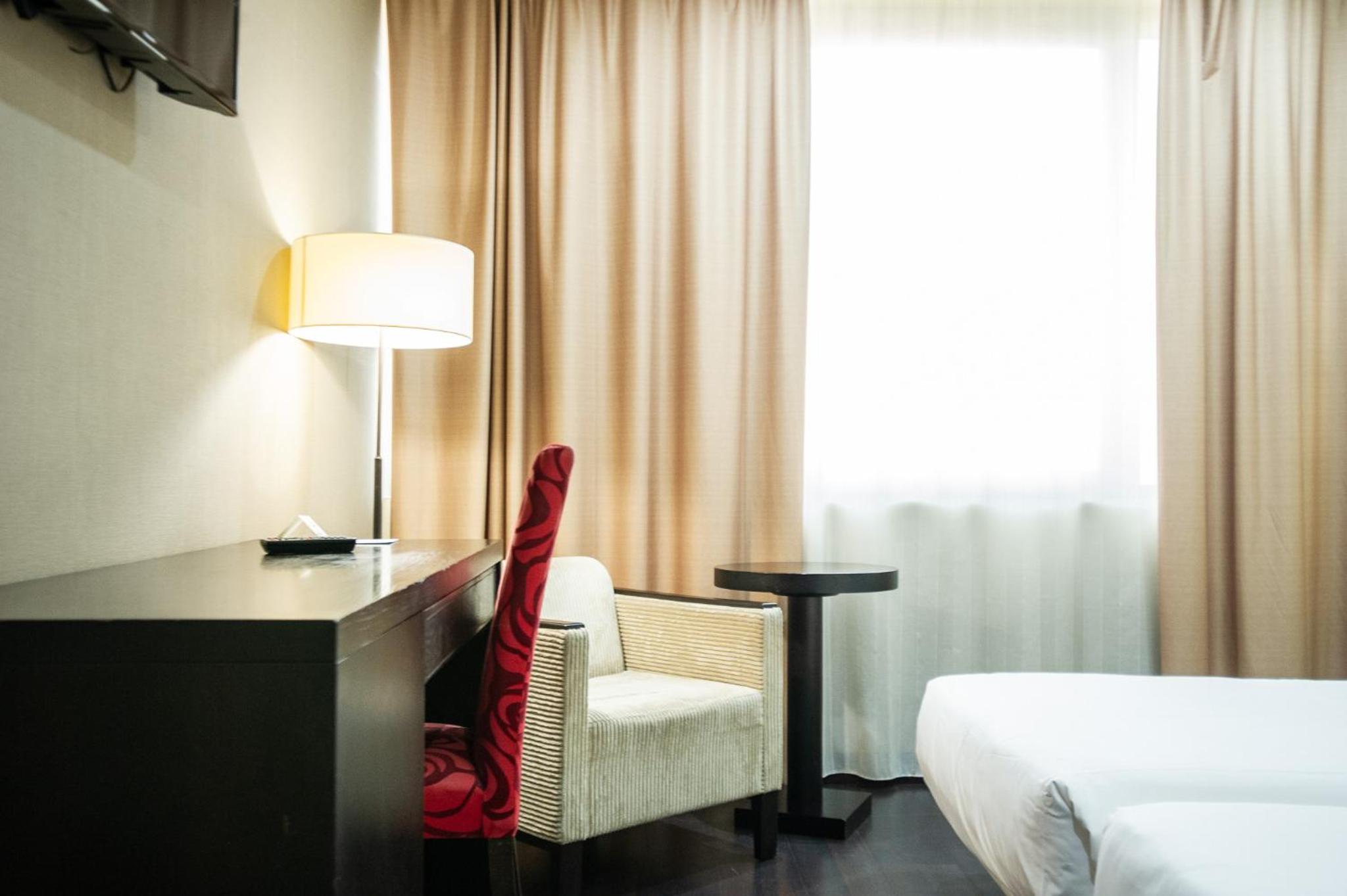 Twin Room - Photo 1