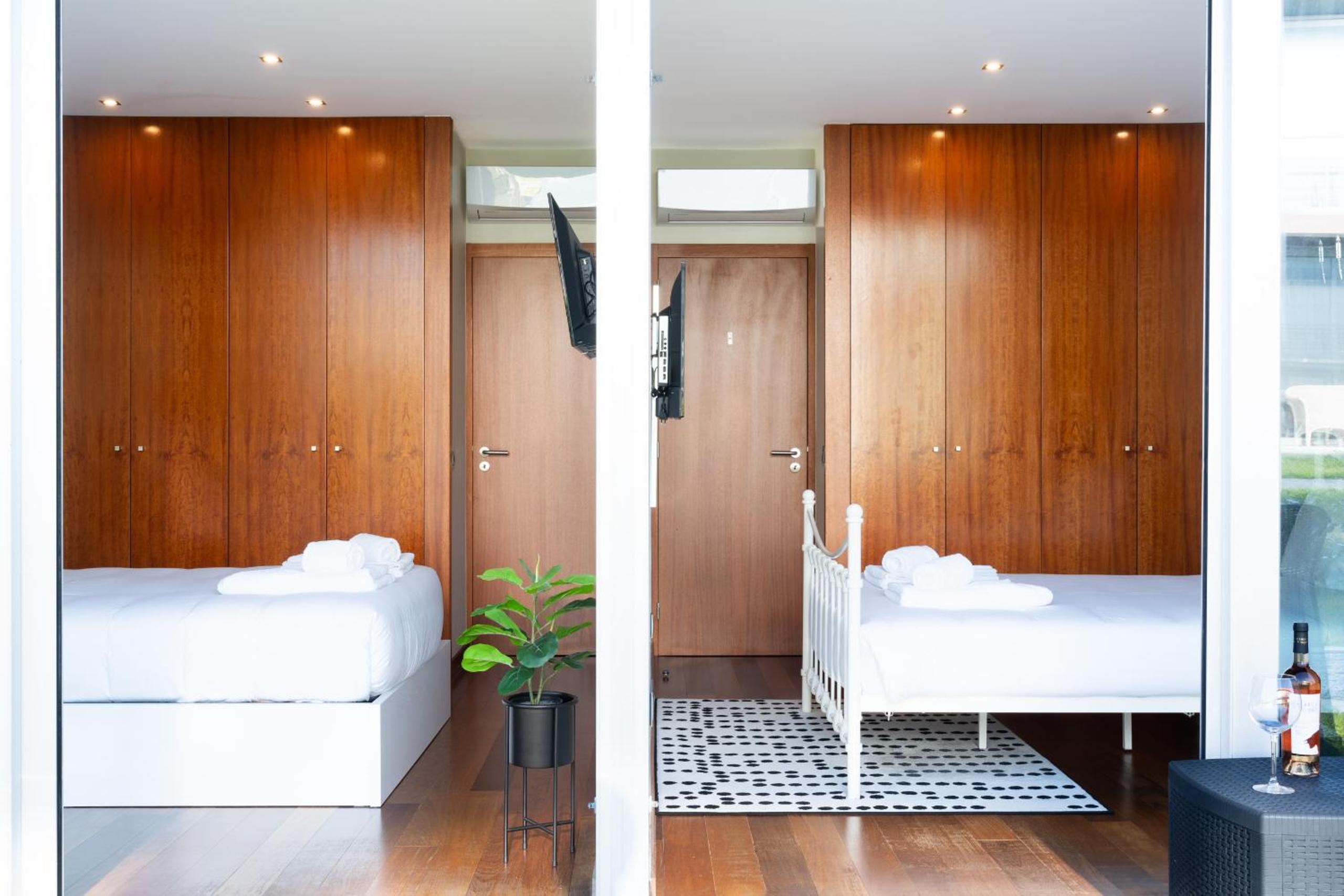 Two-Bedroom House photo 2