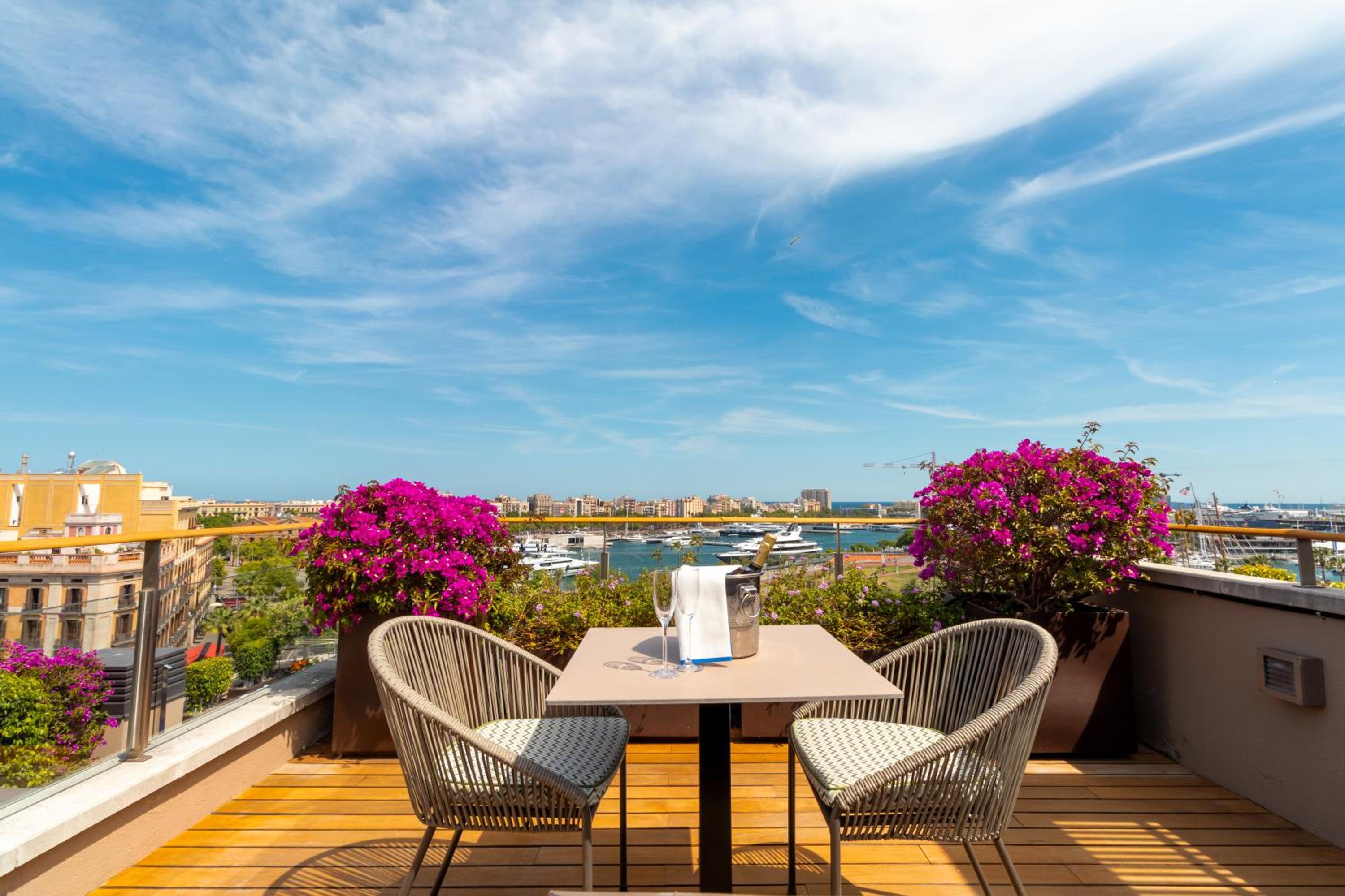 Penthouse Apartment photo 2