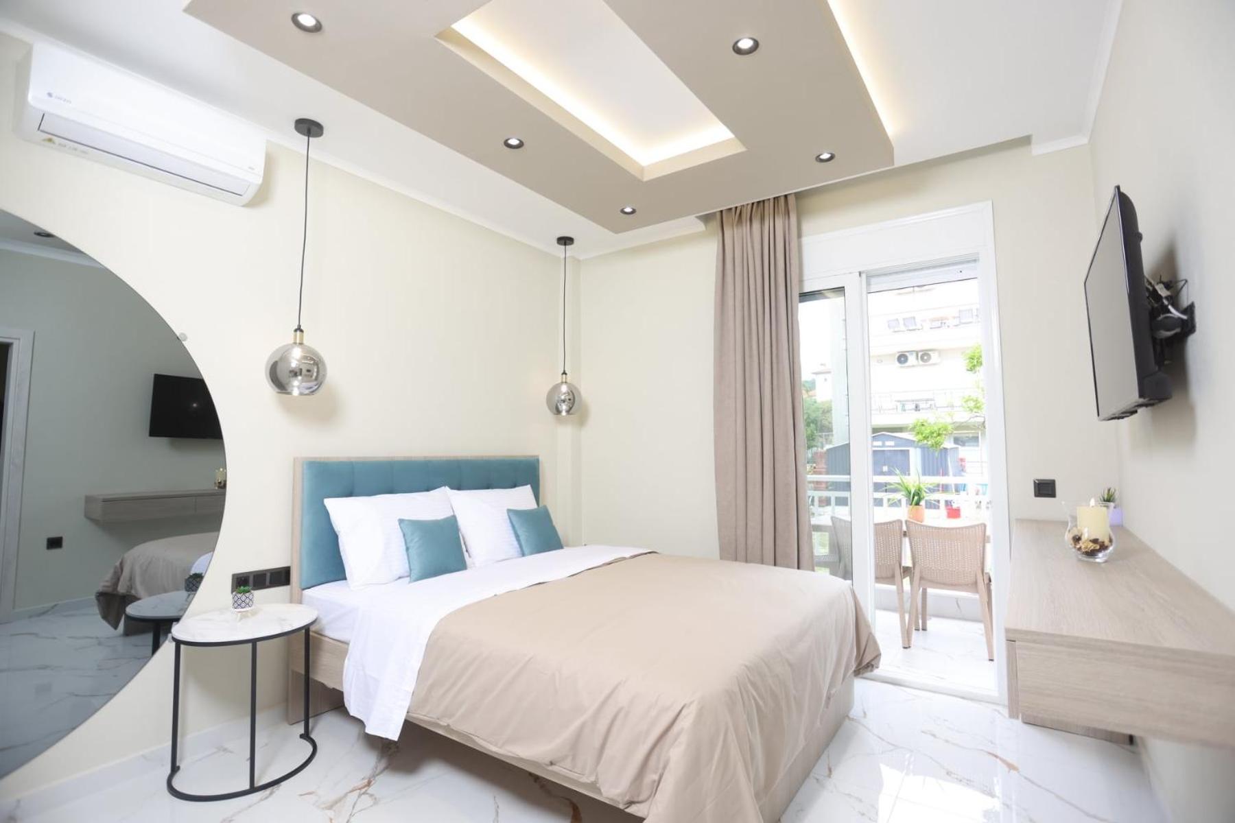 One-Bedroom Apartment With Garden View