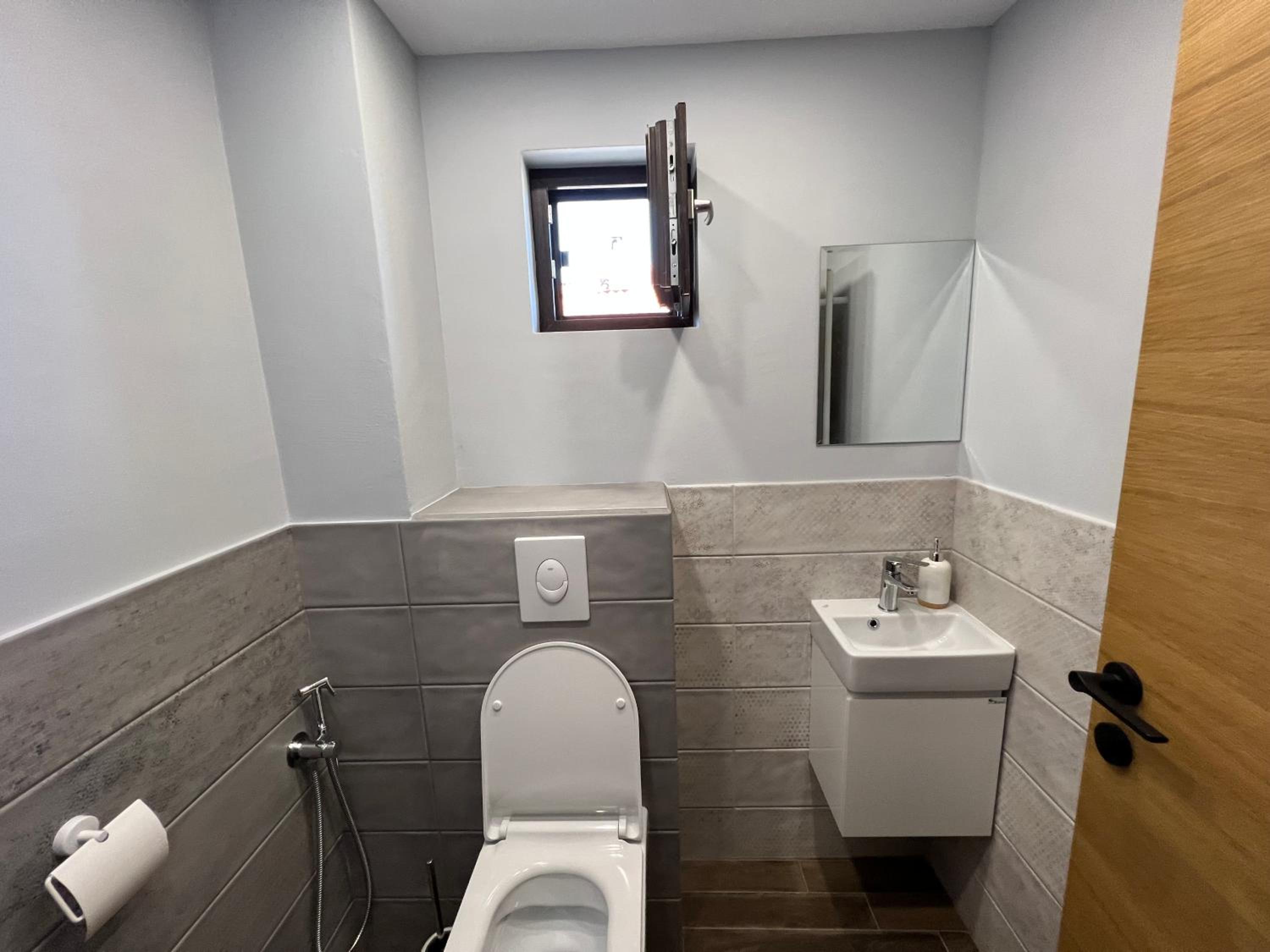 Three-Bedroom Villa photo 2