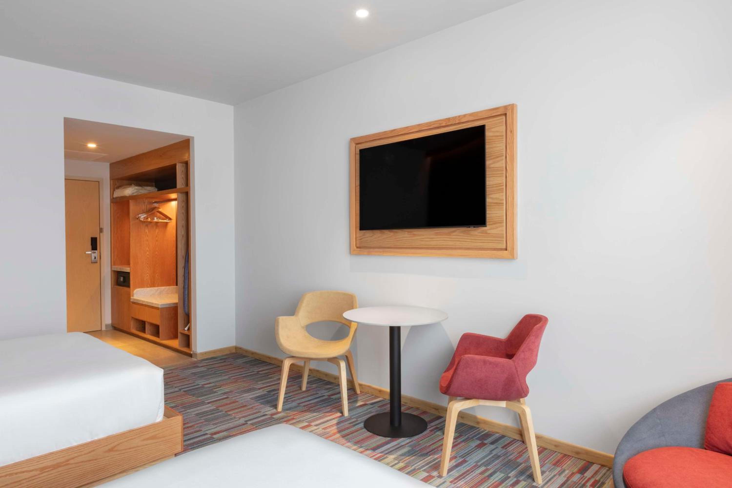 Queen Room with Two Queen Beds - Photo 1