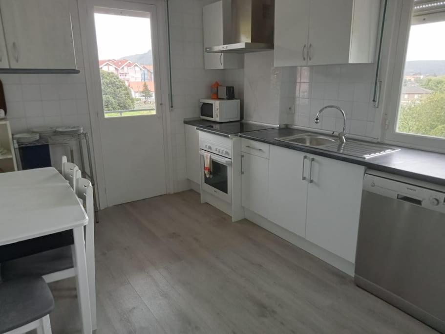 Apartment photo 2