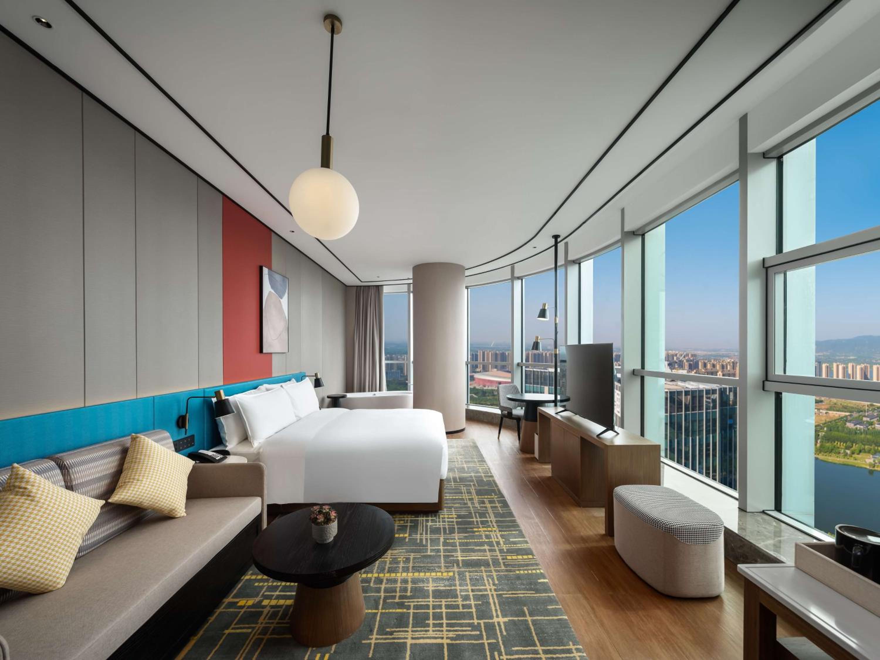 Premium King Room with River View photo 2