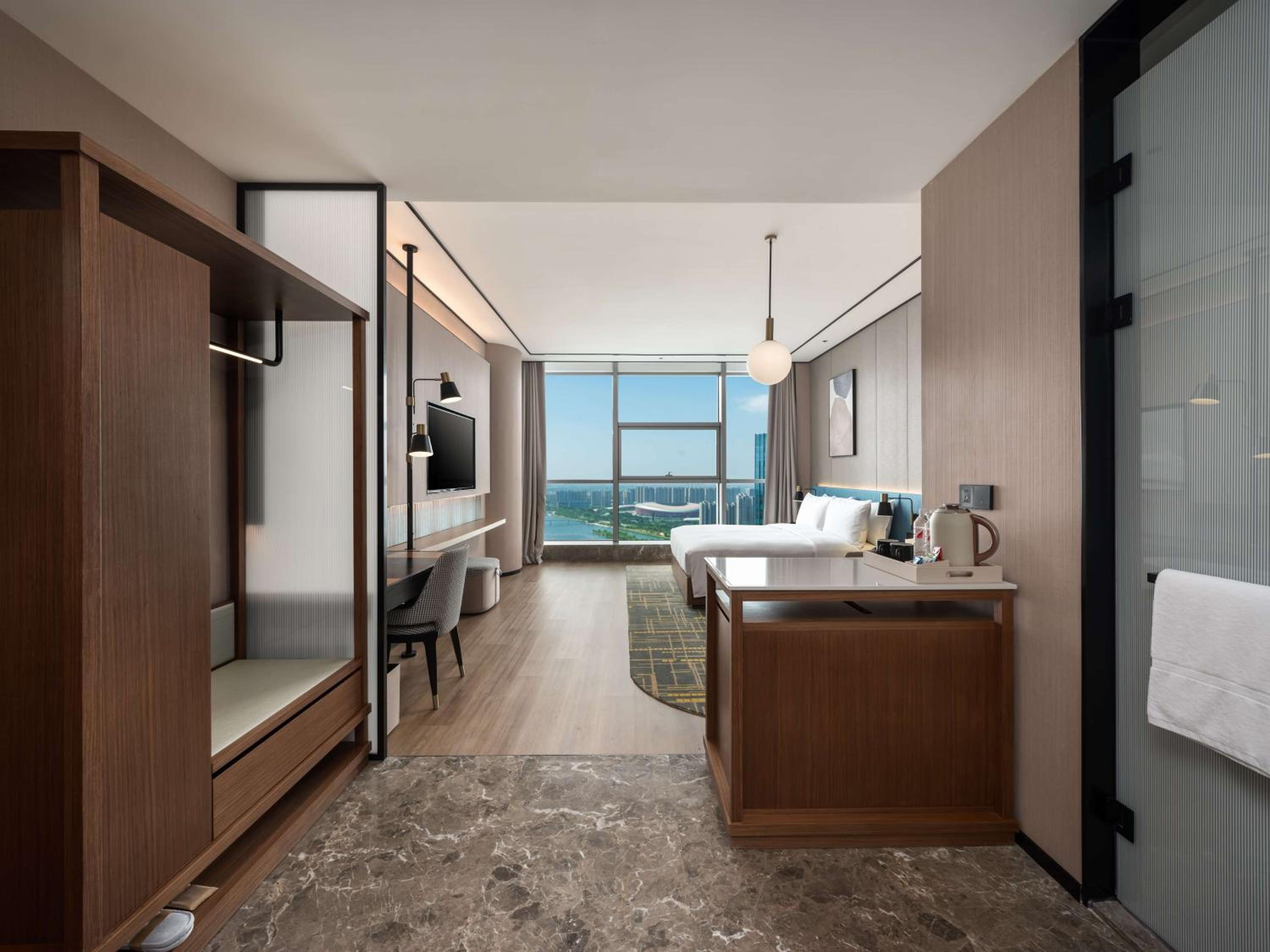 Deluxe King Room with River View photo 2