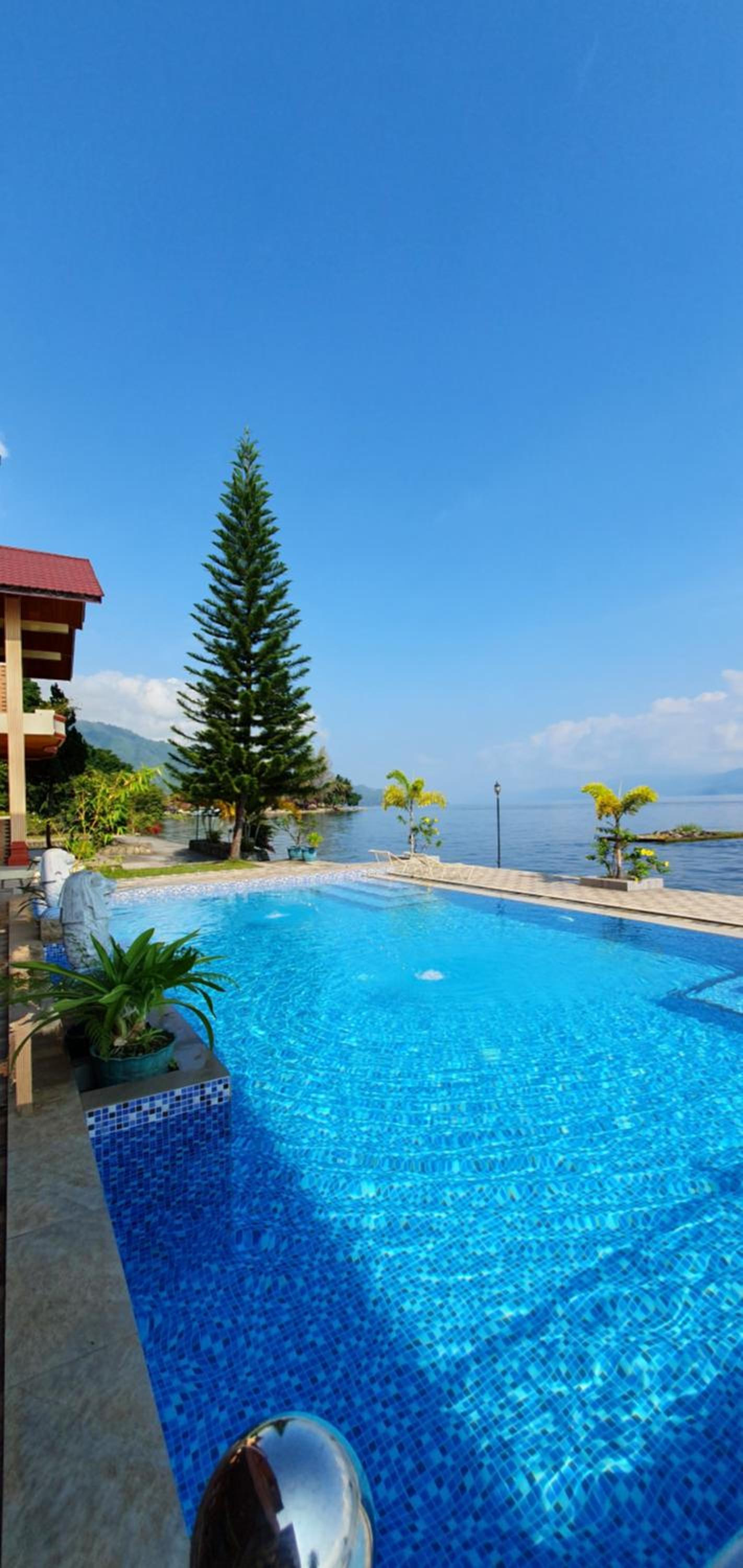Deluxe Double Room with Lake View - Photo 2