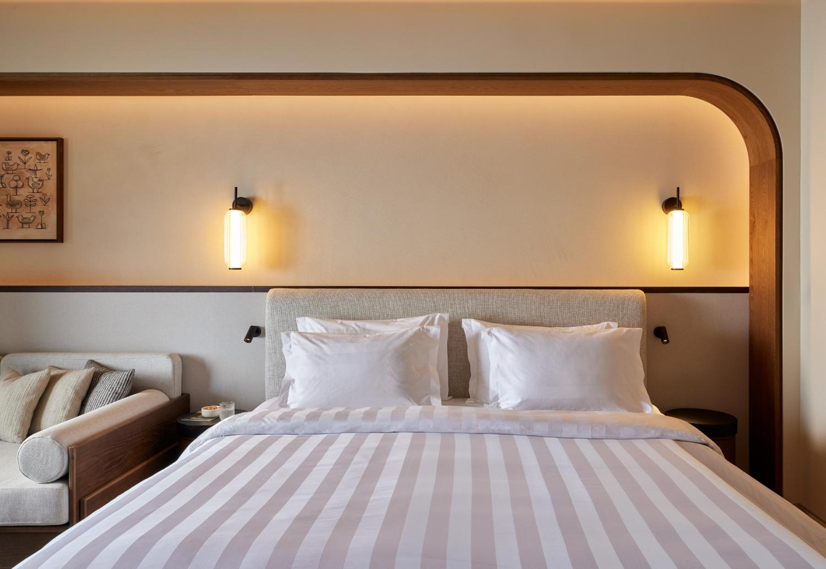 The Collection Junior Suite Sea View thumbnail 5