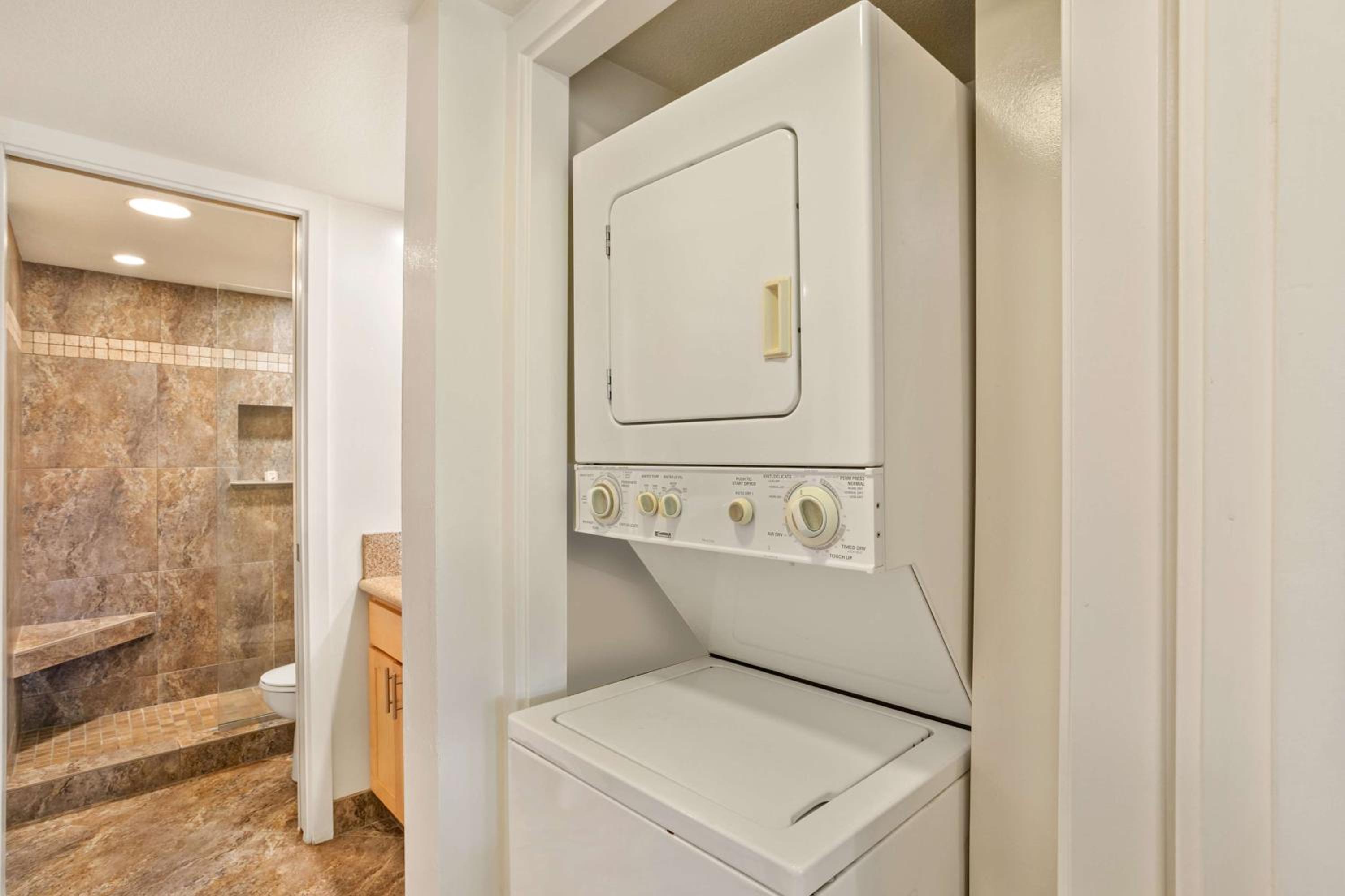 One Bedroom Deluxe - Photo 6