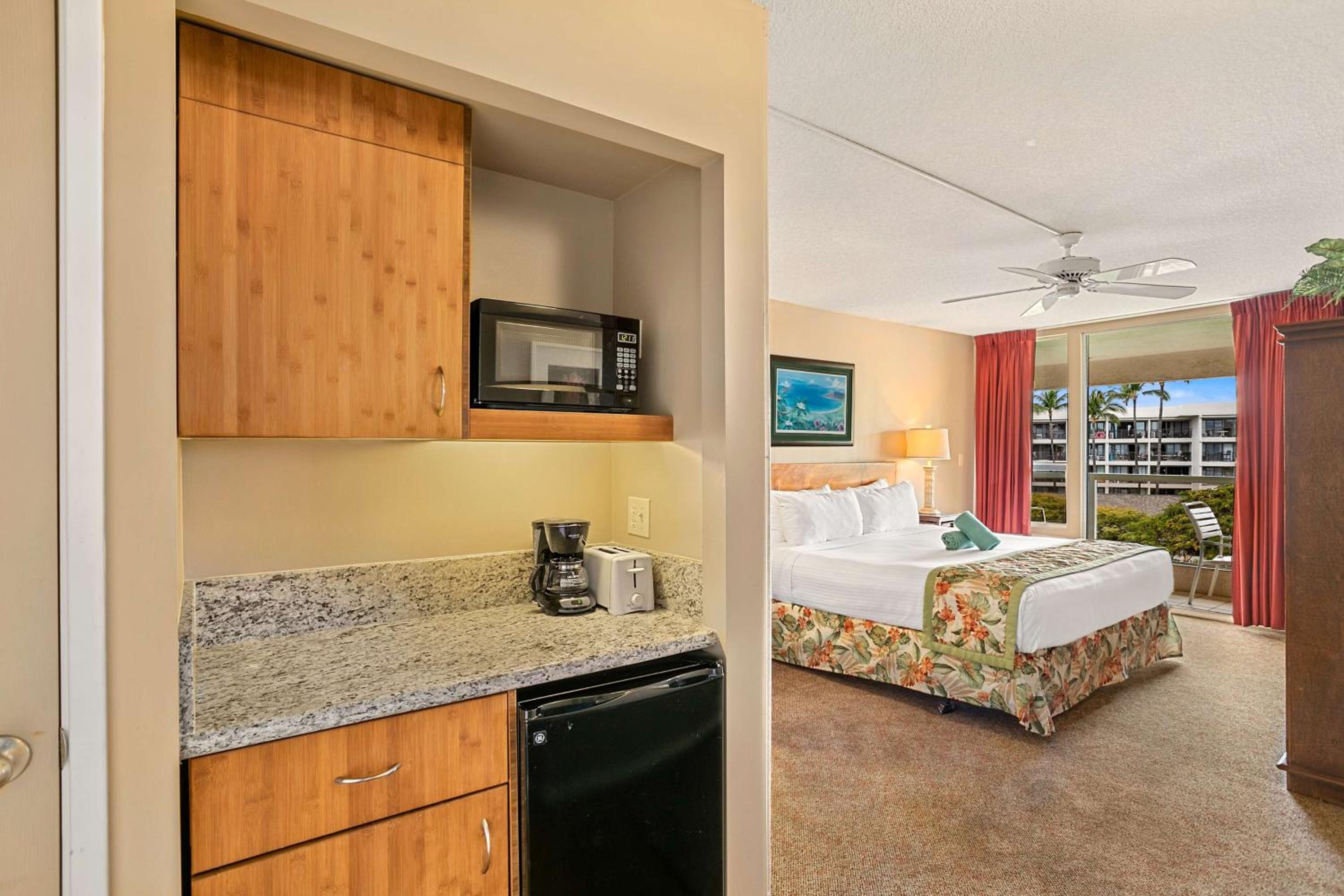Two-Bedroom Suite with Partial Ocean View - Photo 3
