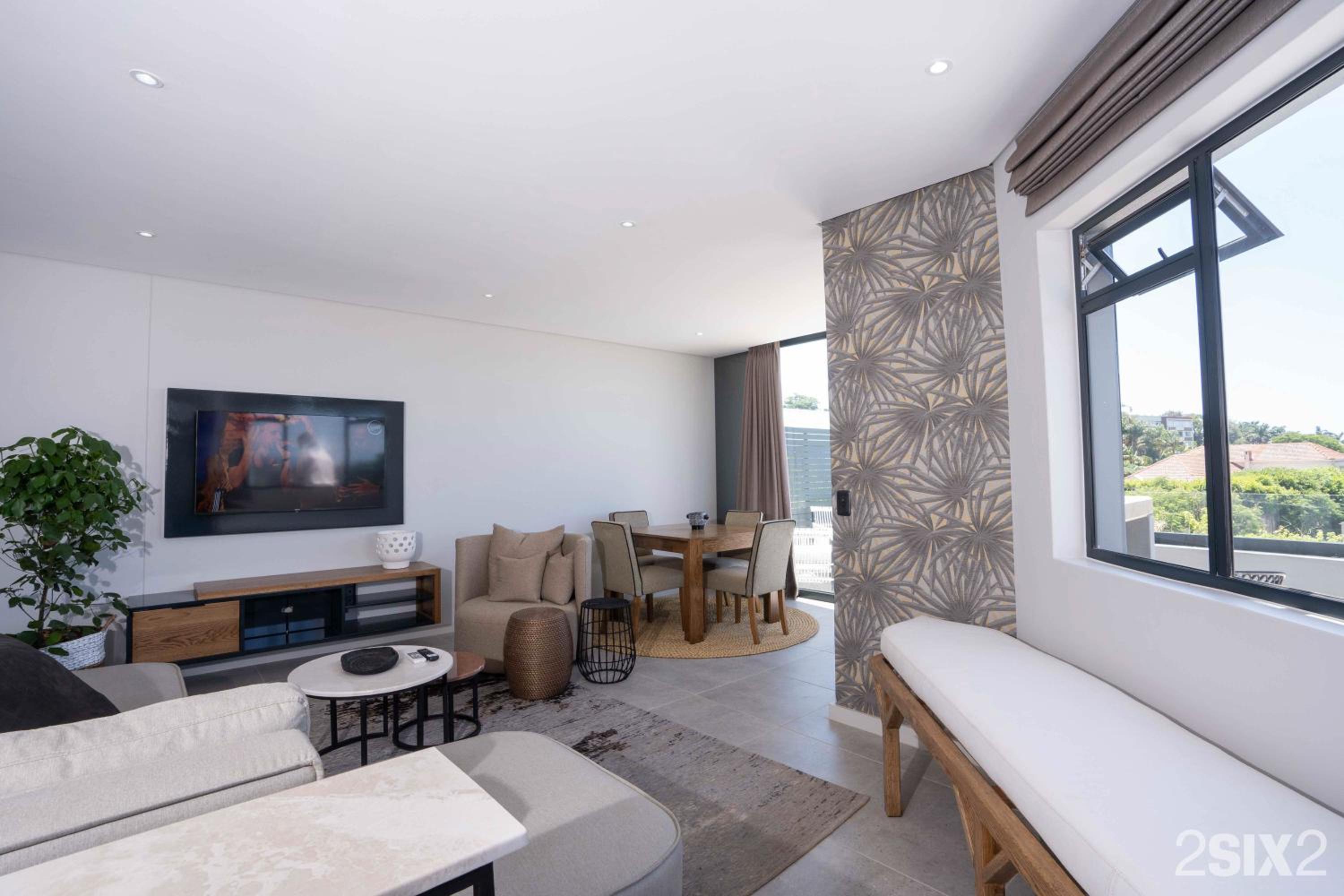 Deluxe One-Bedroom Apartment with Ocean View