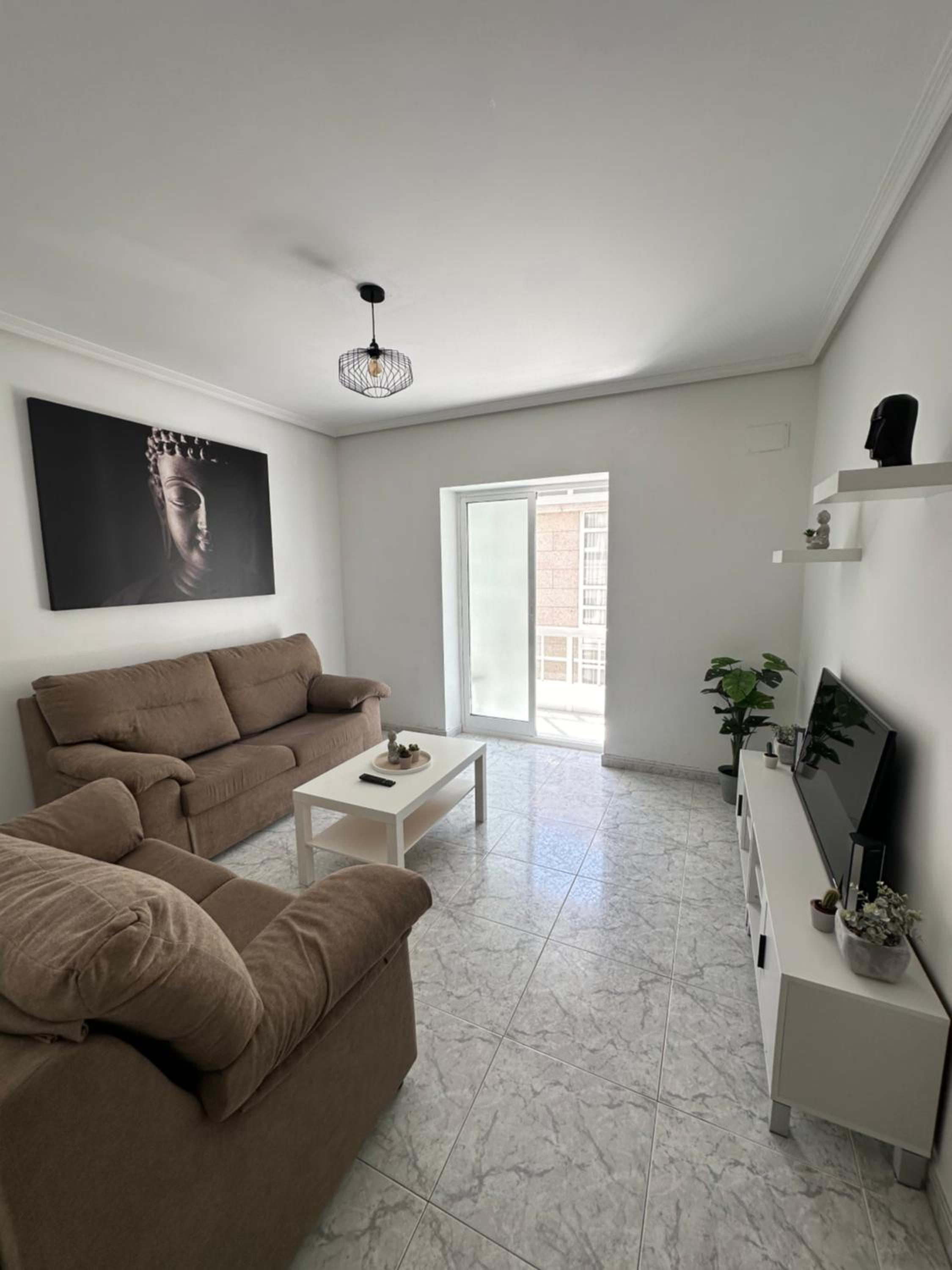 Apartment photo 2