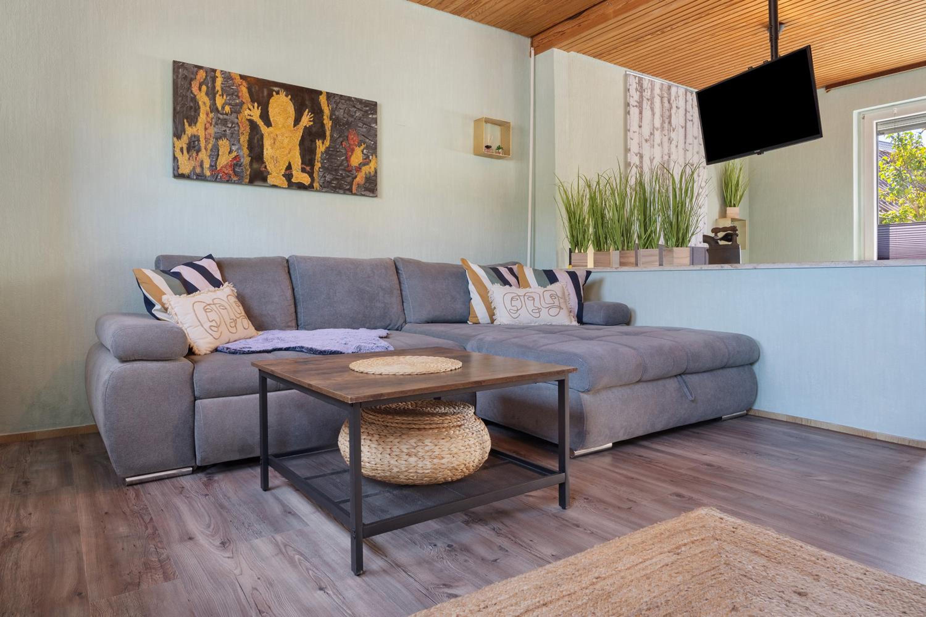 One-Bedroom Apartment with Garden View photo 3