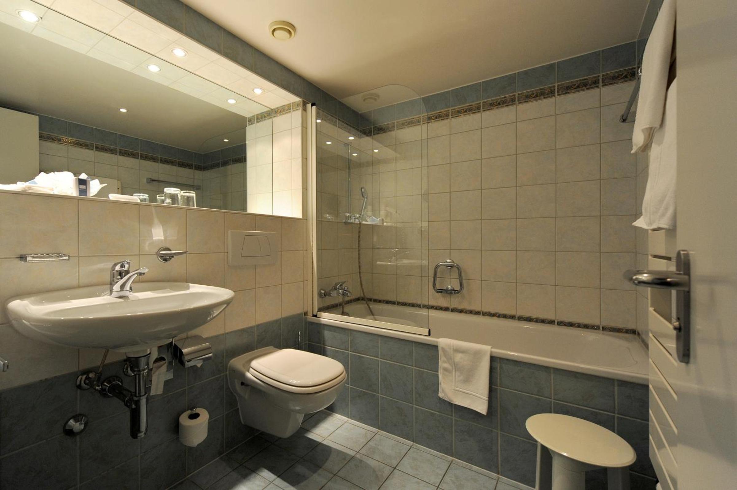 Double Room - Photo 9