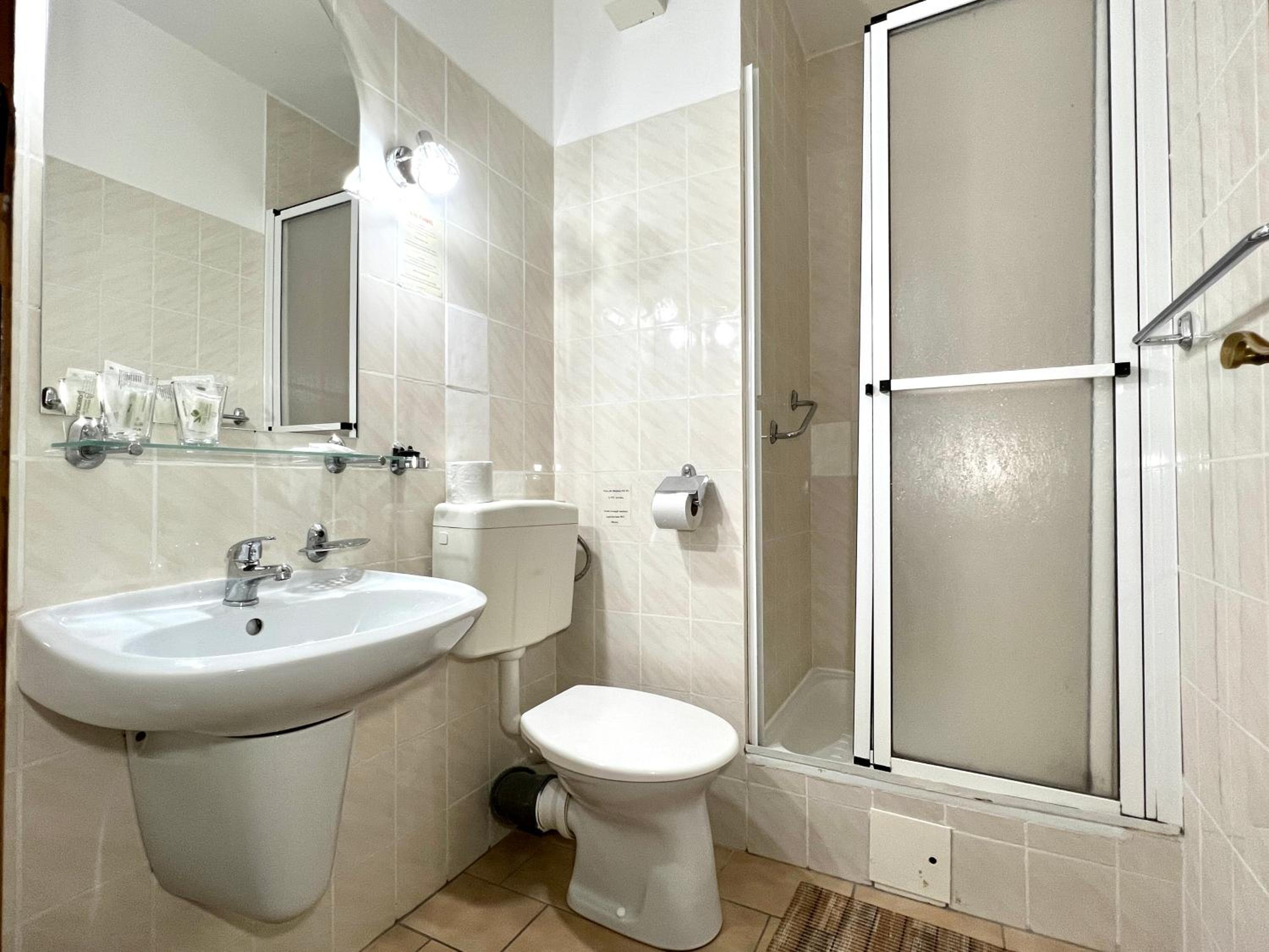 Double Room with Balcony photo 1