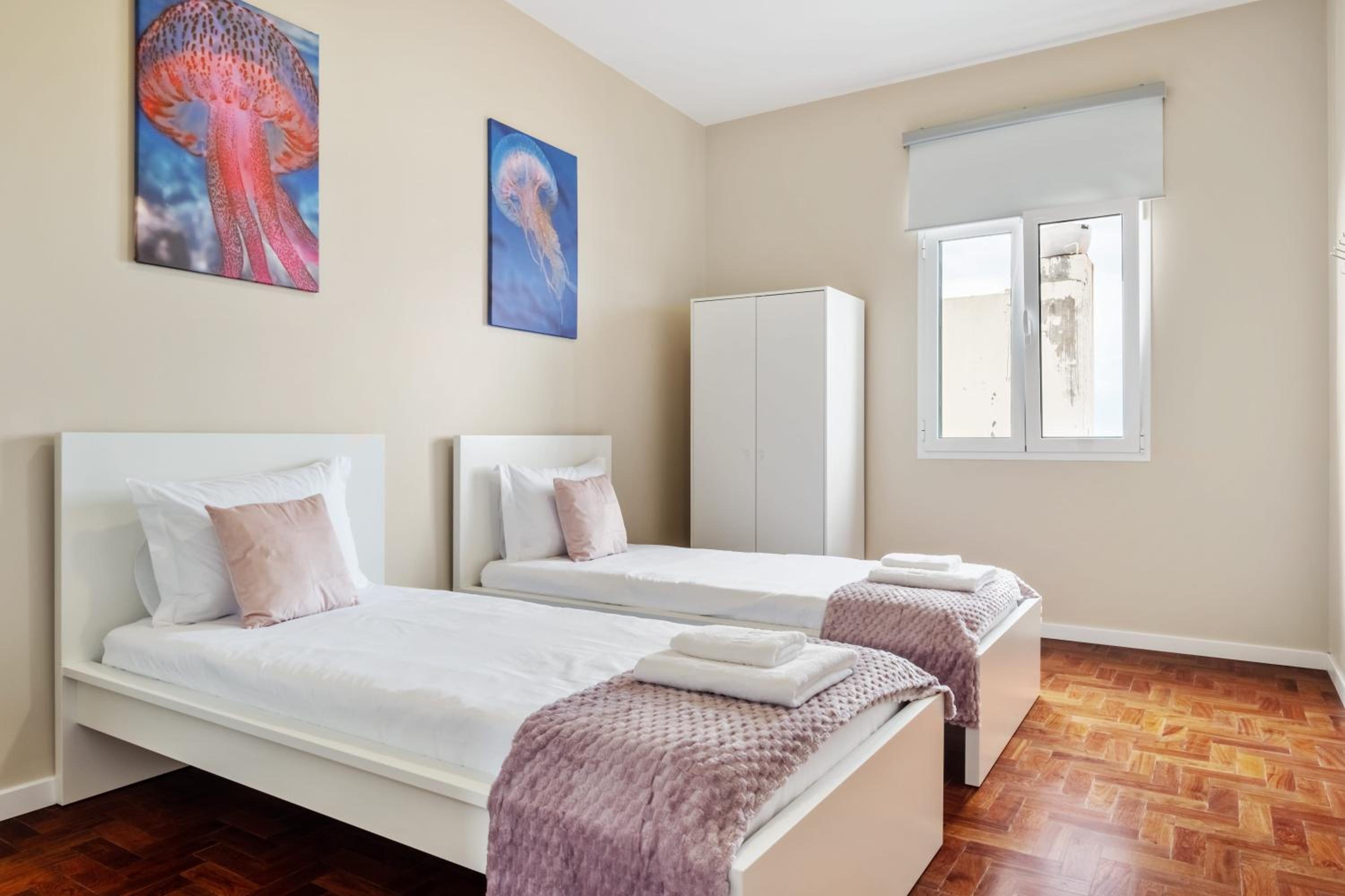 Twin Room with Shared Bathroom