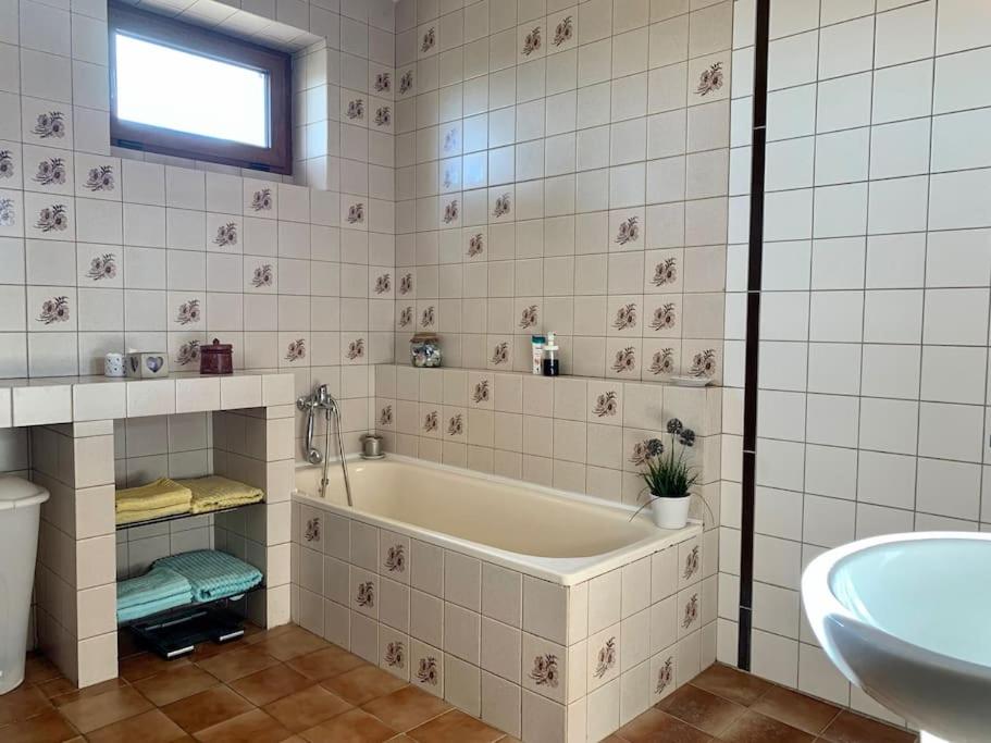 Three-Bedroom House photo 2