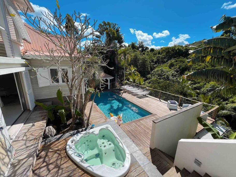 Villa photo 2