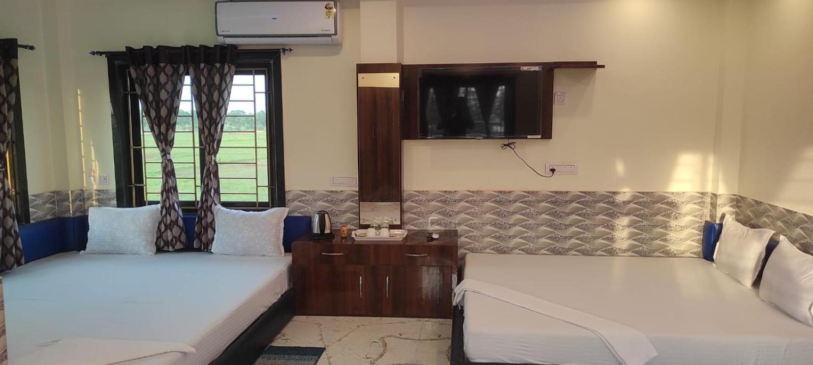 King Room With Two King Beds